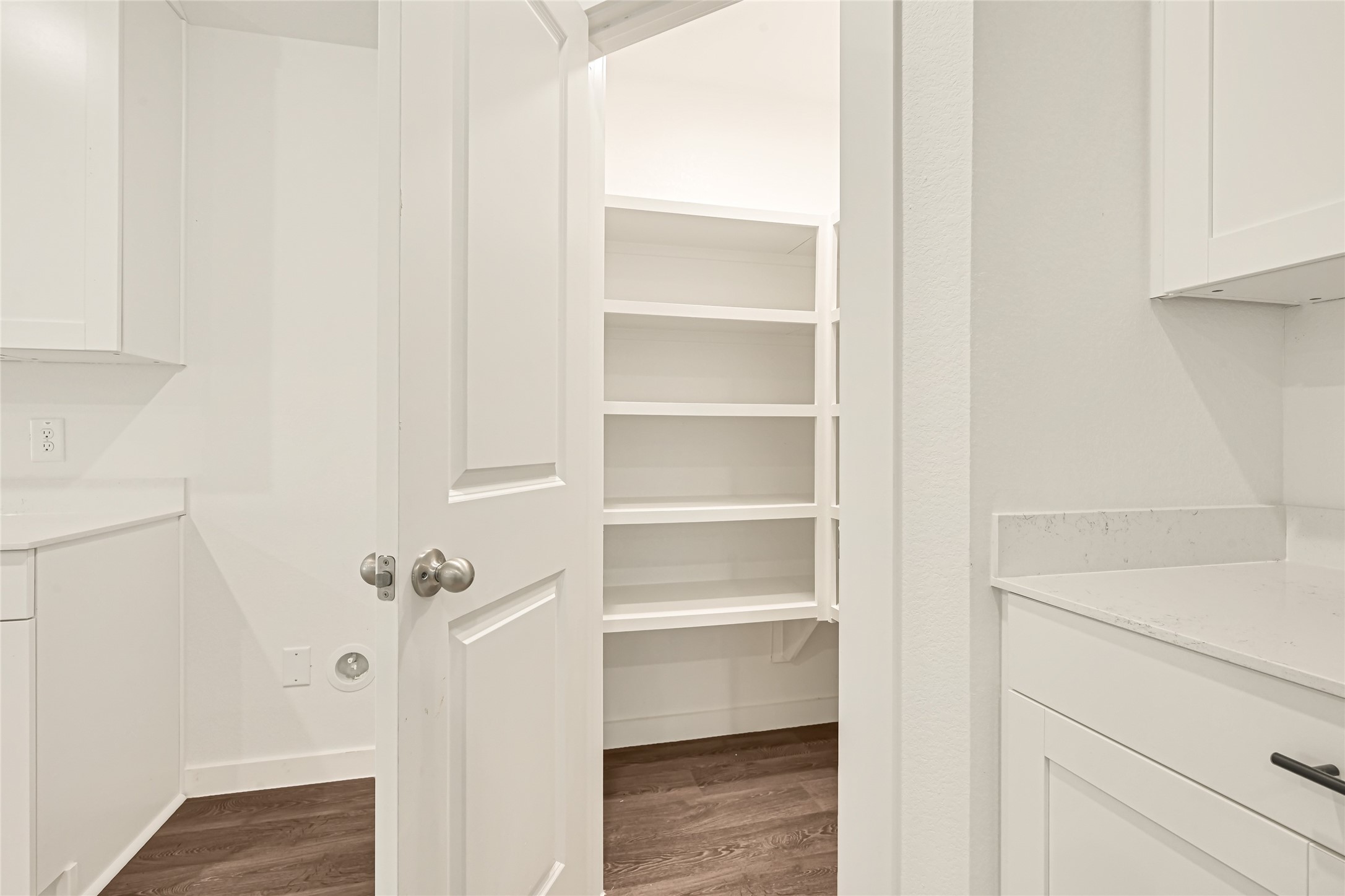 6718 Canyon Breeze Drive Property Photo 16