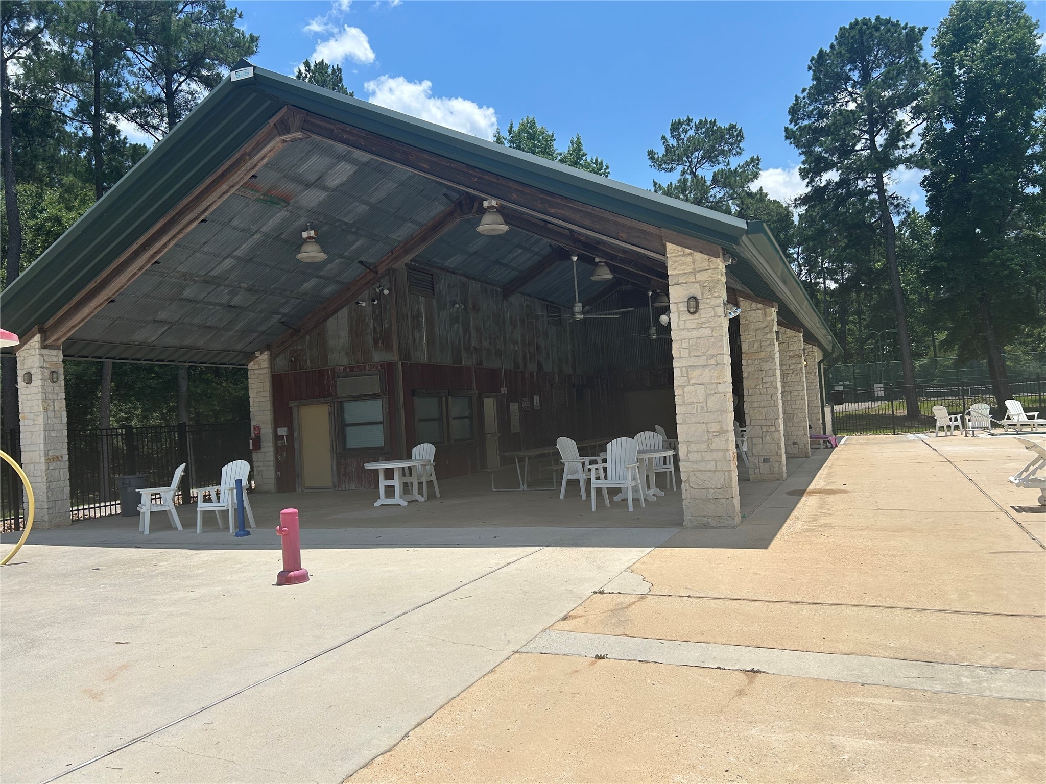29123 Village Bend Property Photo 6