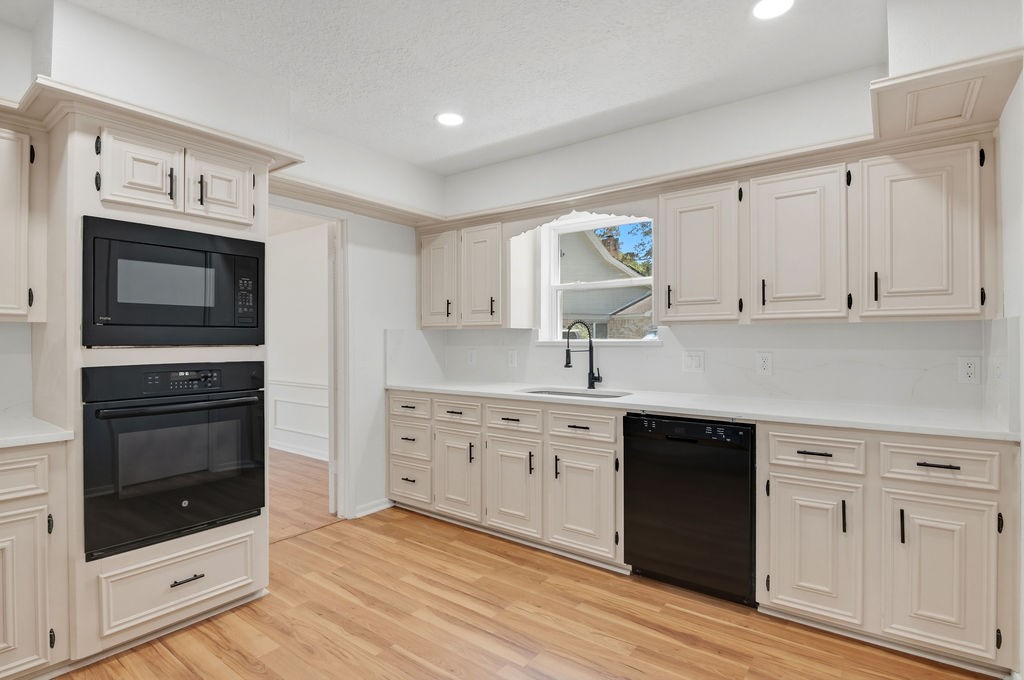 17807 Asphodel Lane Property Photo 10