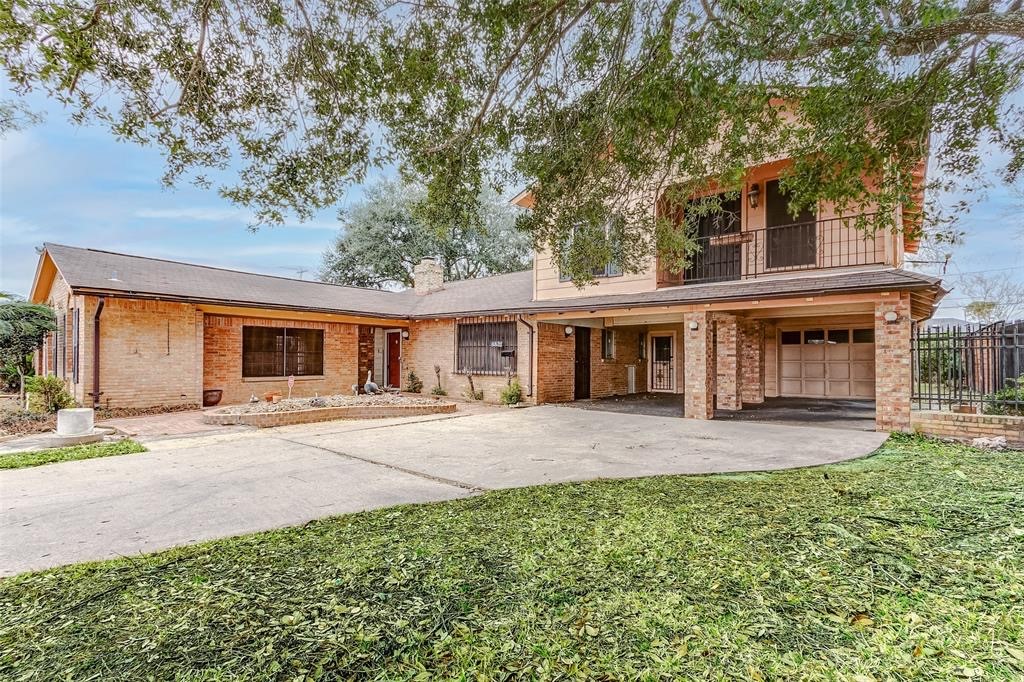 6831 Reed Road Property Photo 5