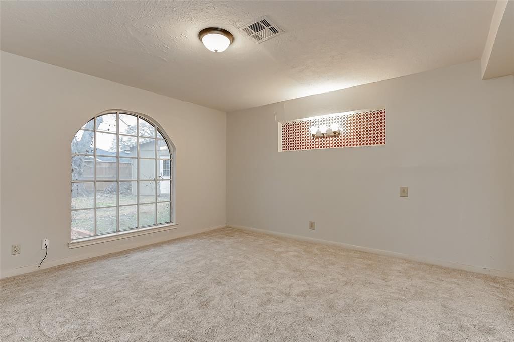 6831 Reed Road Property Photo 17