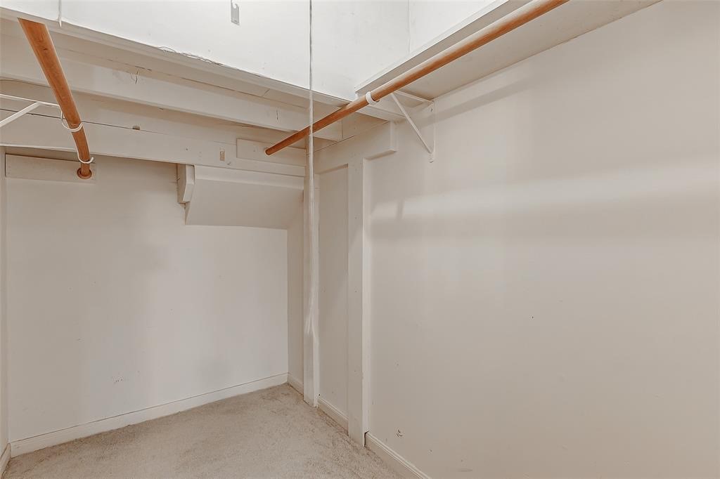 6831 Reed Road Property Photo 18