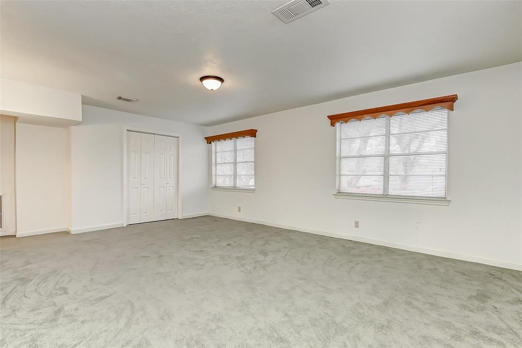 6831 Reed Road Property Photo 22