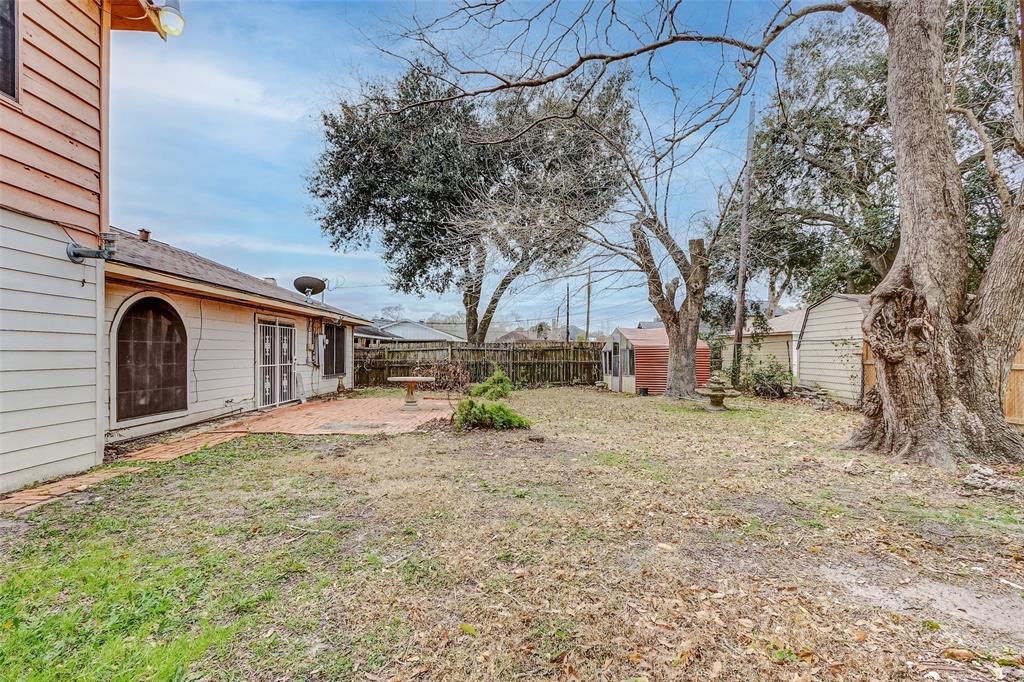 6831 Reed Road Property Photo 29