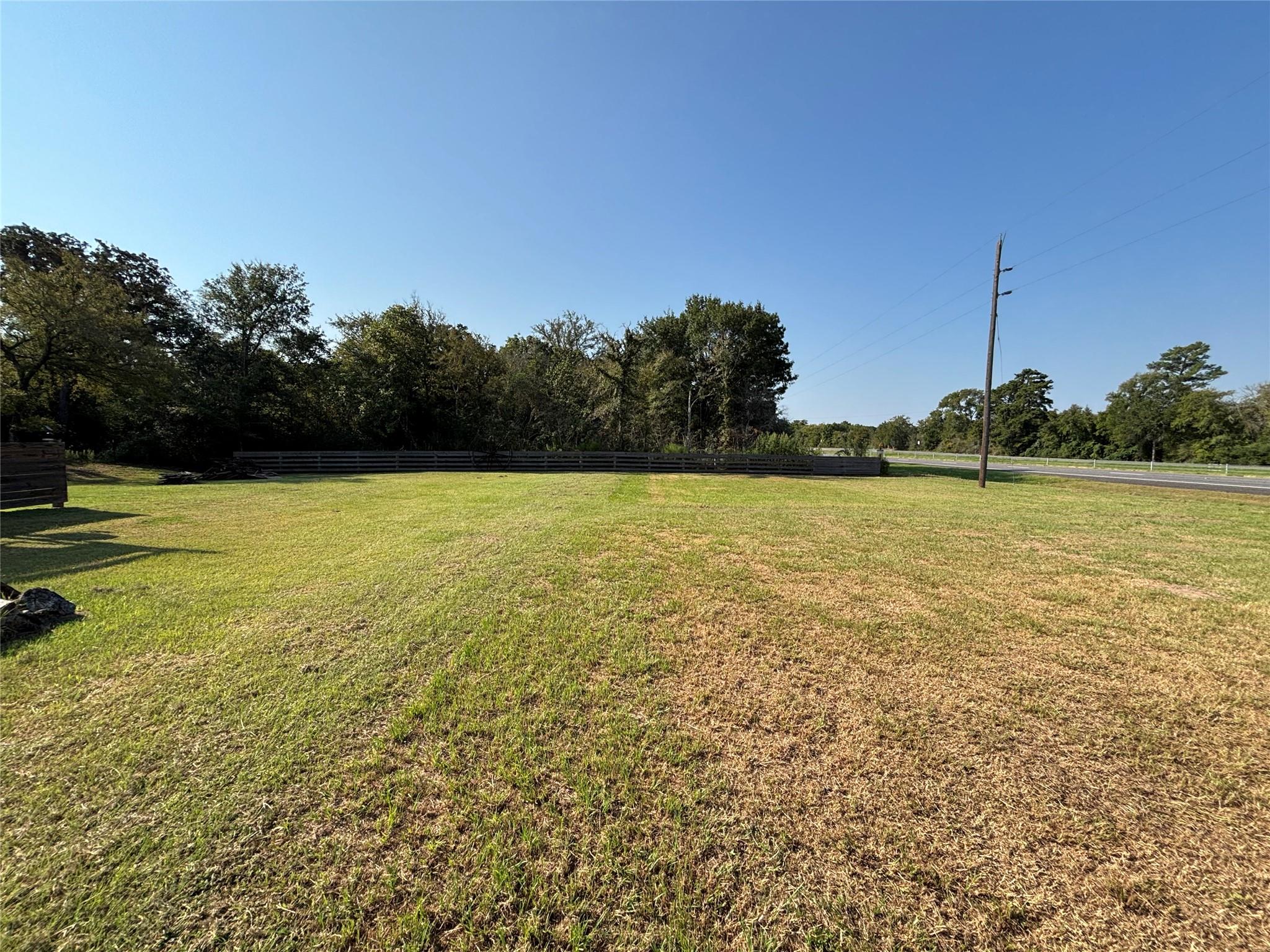 38042 N Highway 6 Property Photo 28
