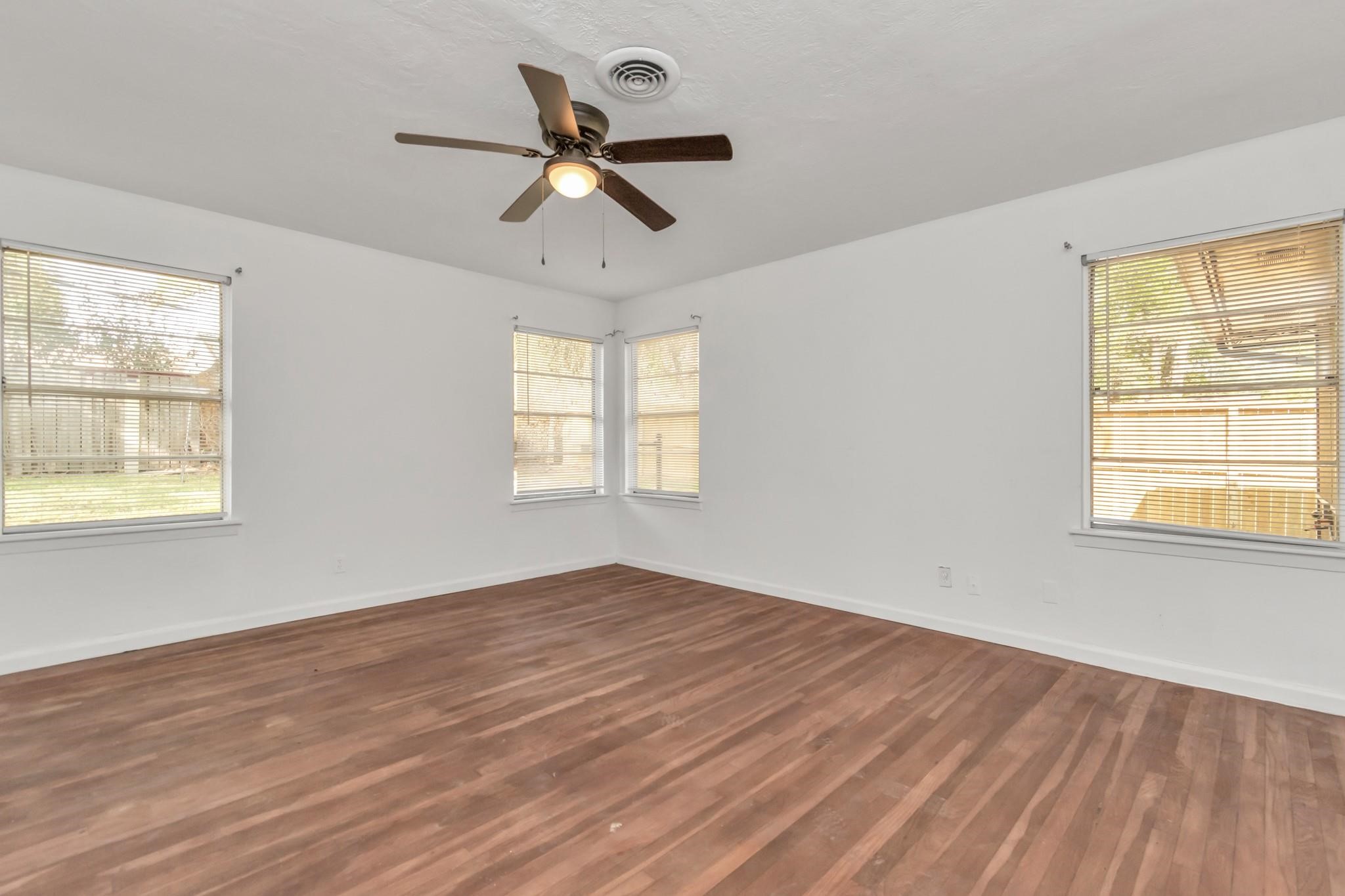 602 Everett Street Property Photo 29