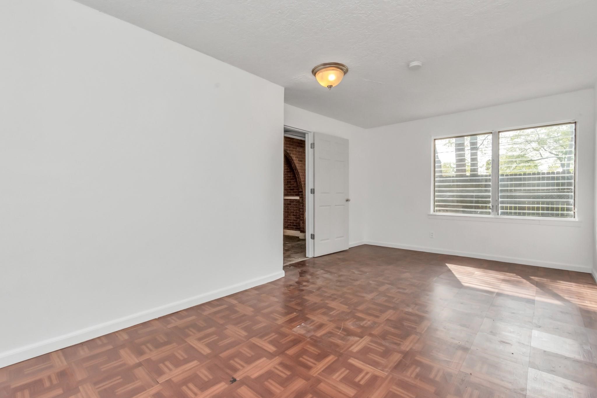 602 Everett Street Property Photo 35
