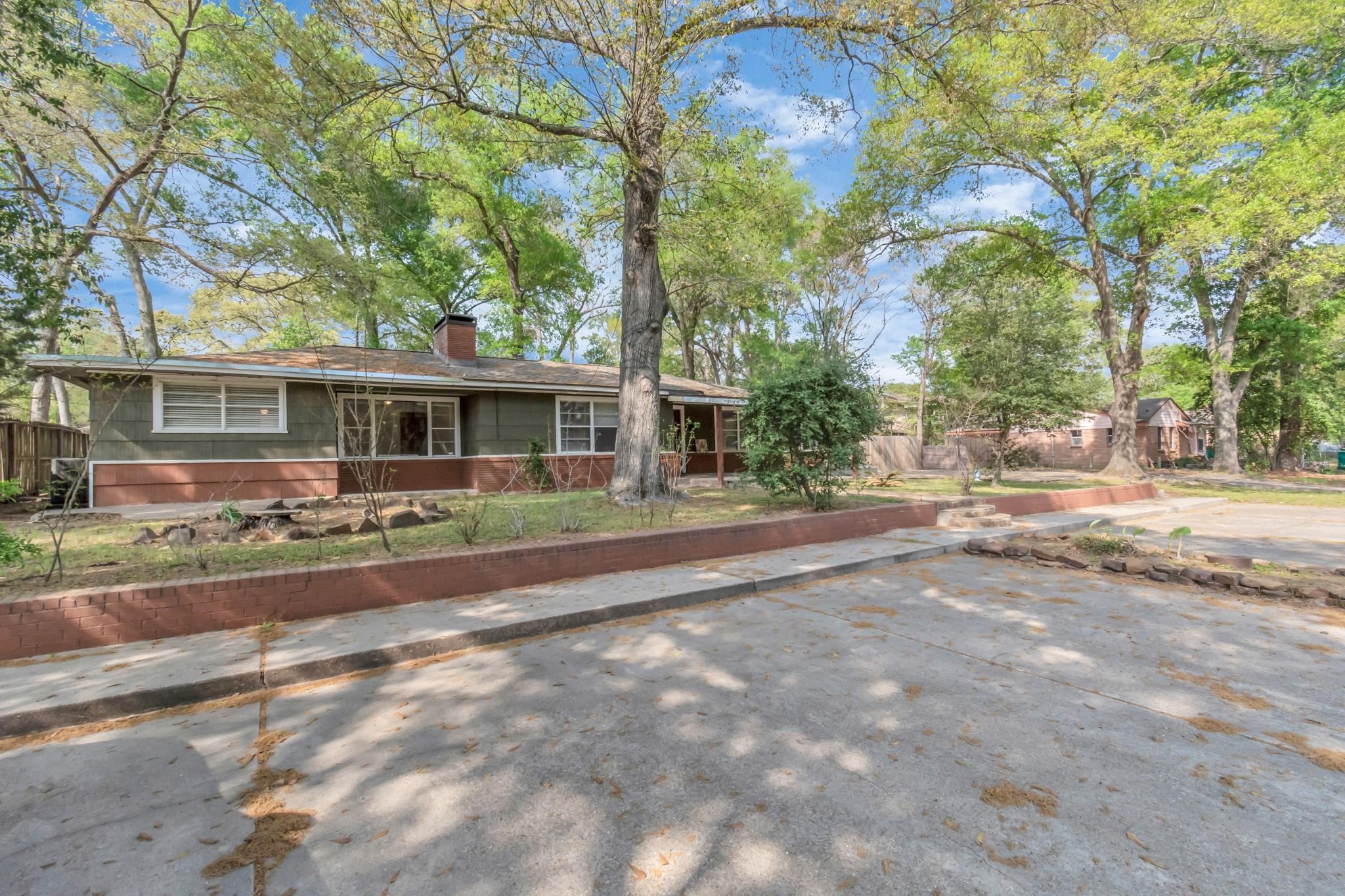 602 Everett Street Property Photo 45