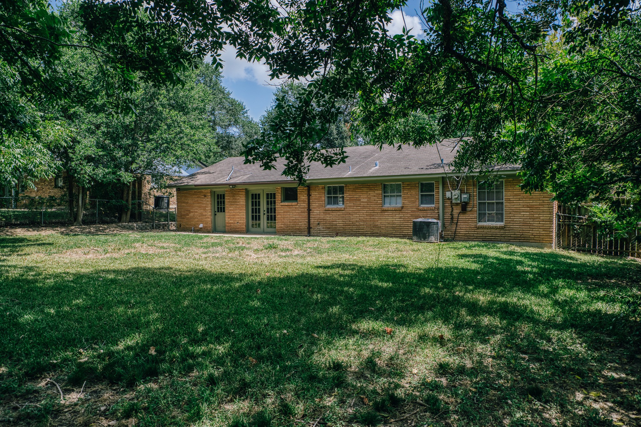 2414 Airline Drive Property Photo 36