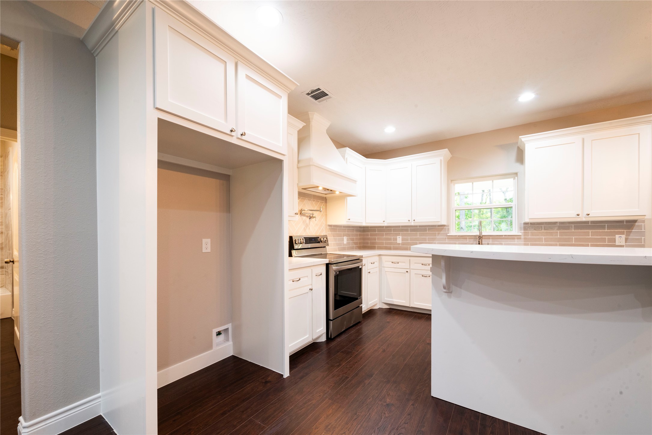 15558 Arrowhead Loop Property Photo 11
