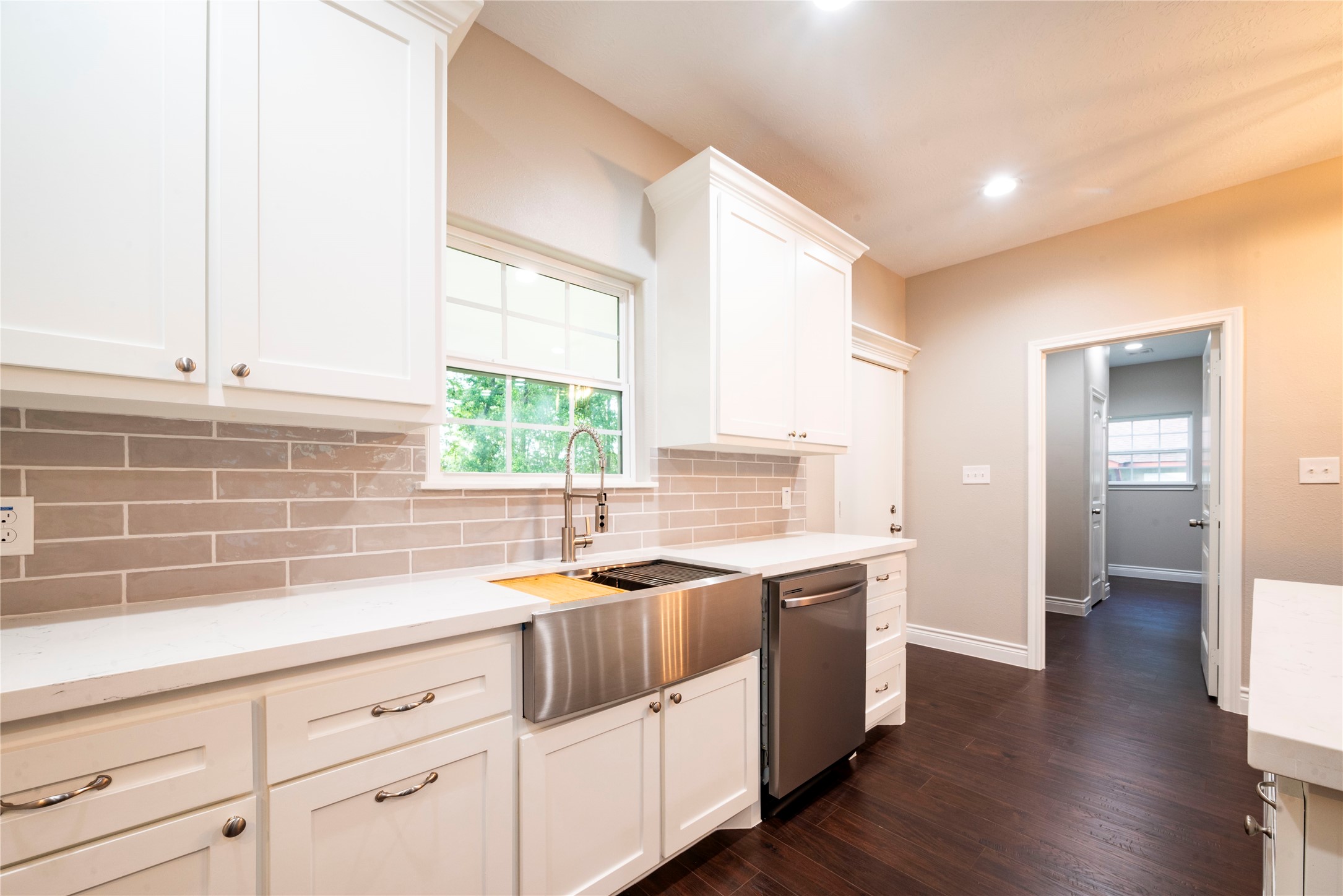 15558 Arrowhead Loop Property Photo 13