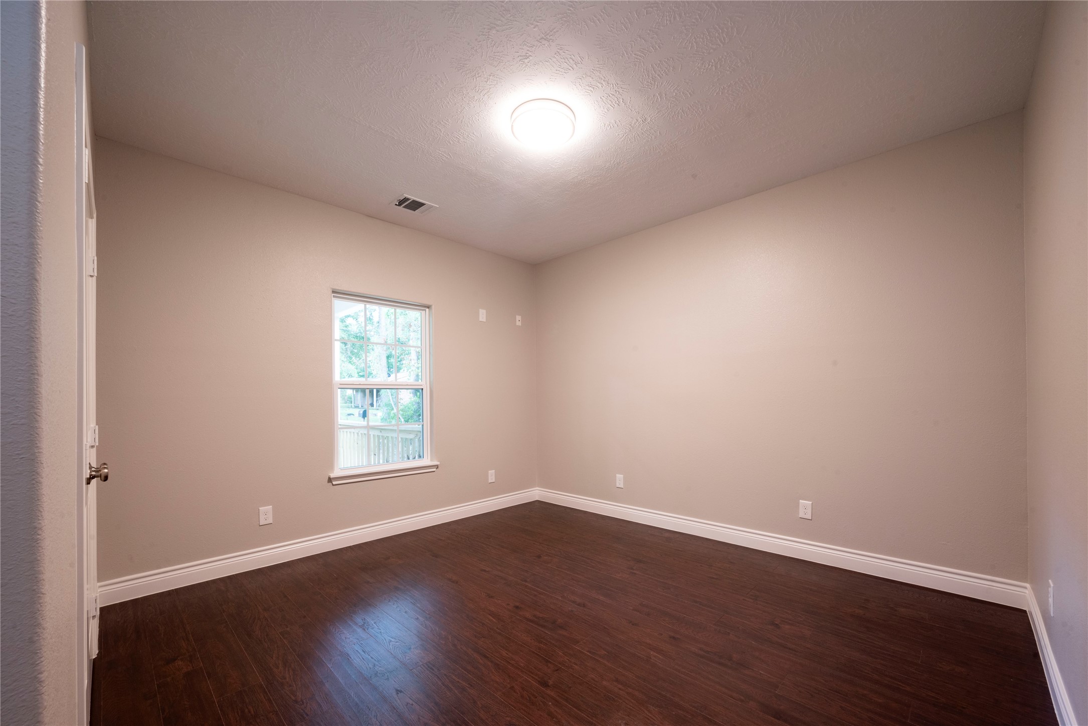 15558 Arrowhead Loop Property Photo 27