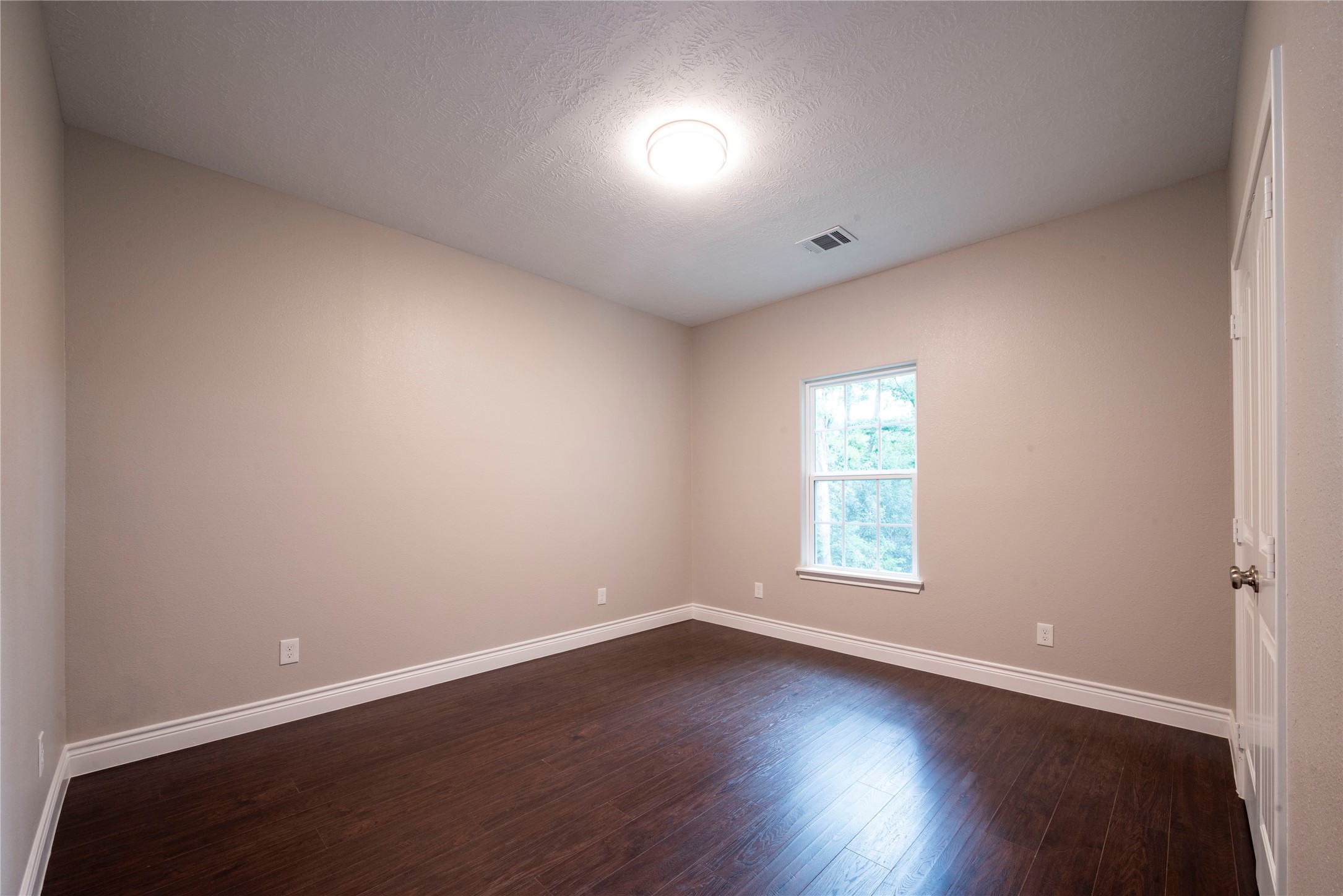 15558 Arrowhead Loop Property Photo 33
