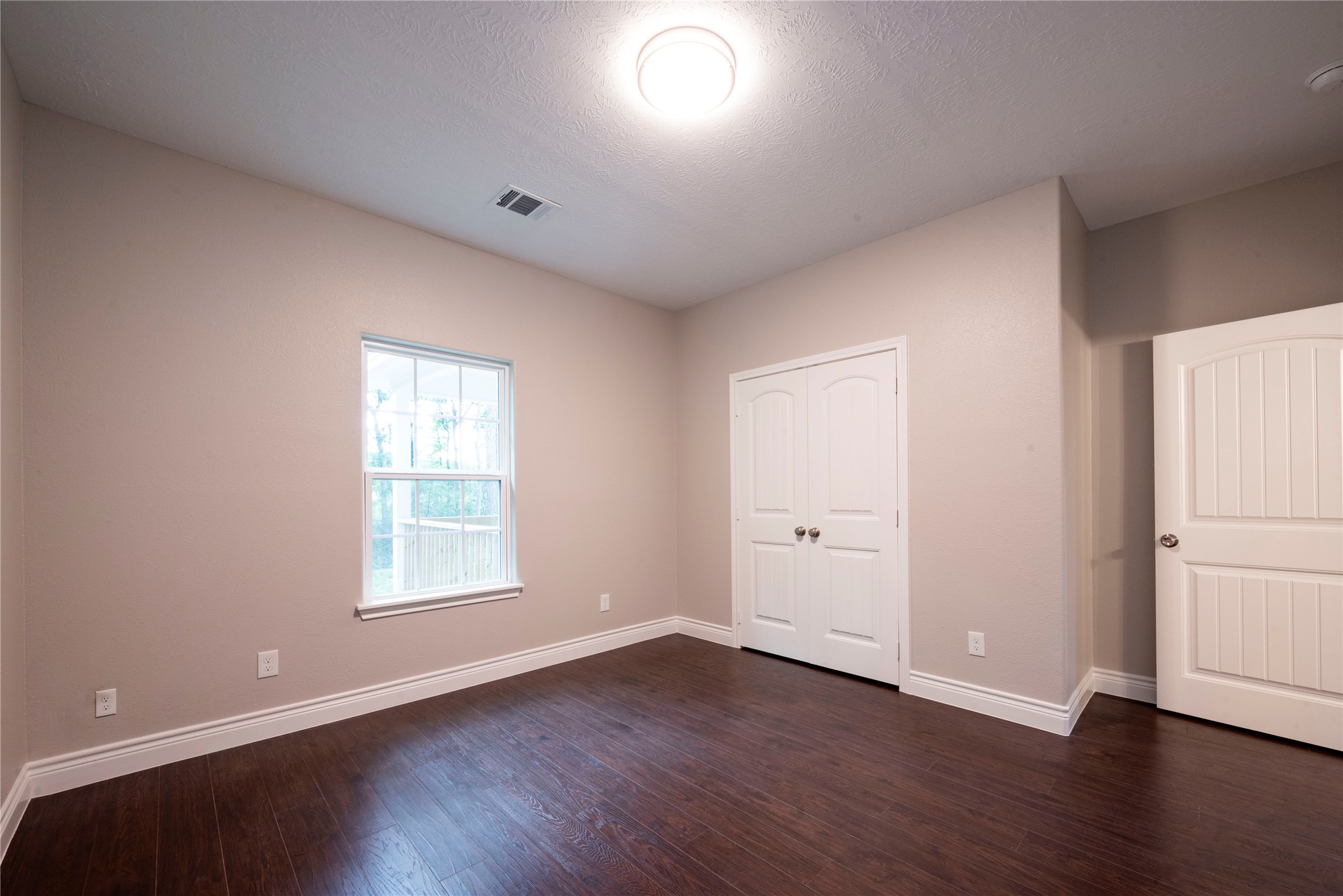 15558 Arrowhead Loop Property Photo 34