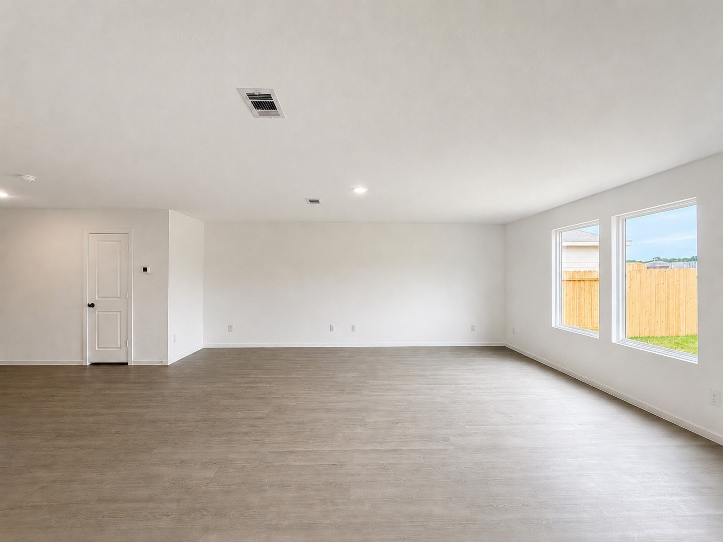 13530 Bay Springs Dr Property Photo 4