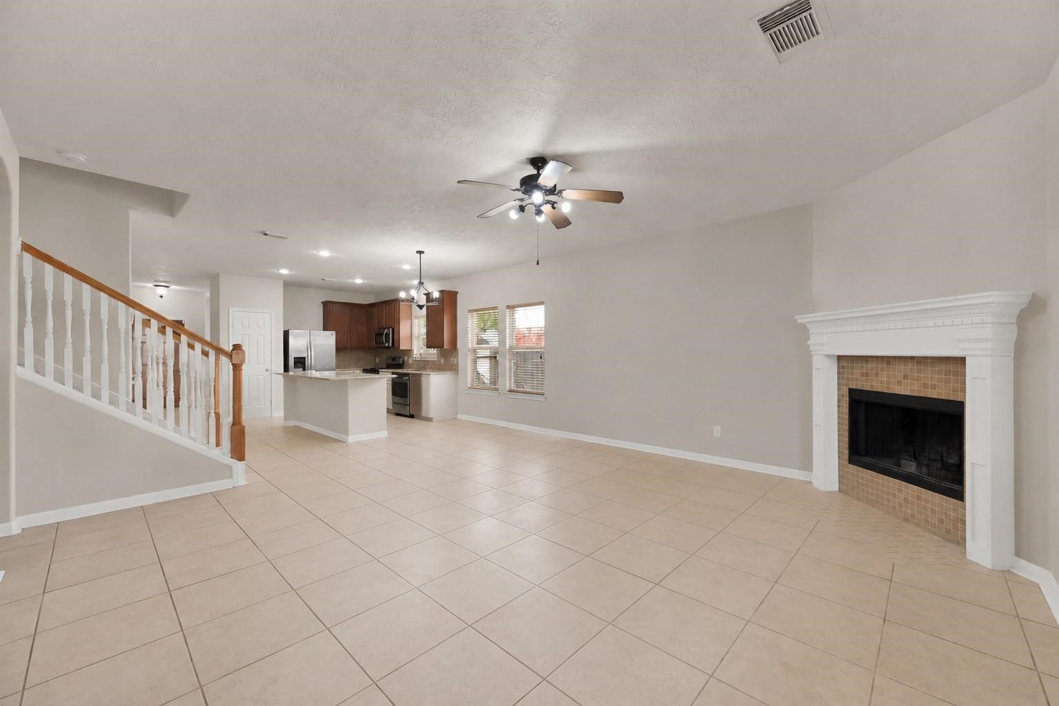 1443 Meadowhigh Lane Property Photo 2