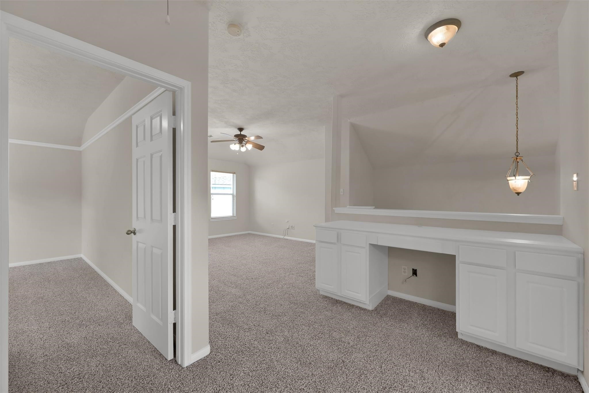 1443 Meadowhigh Lane Property Photo 8