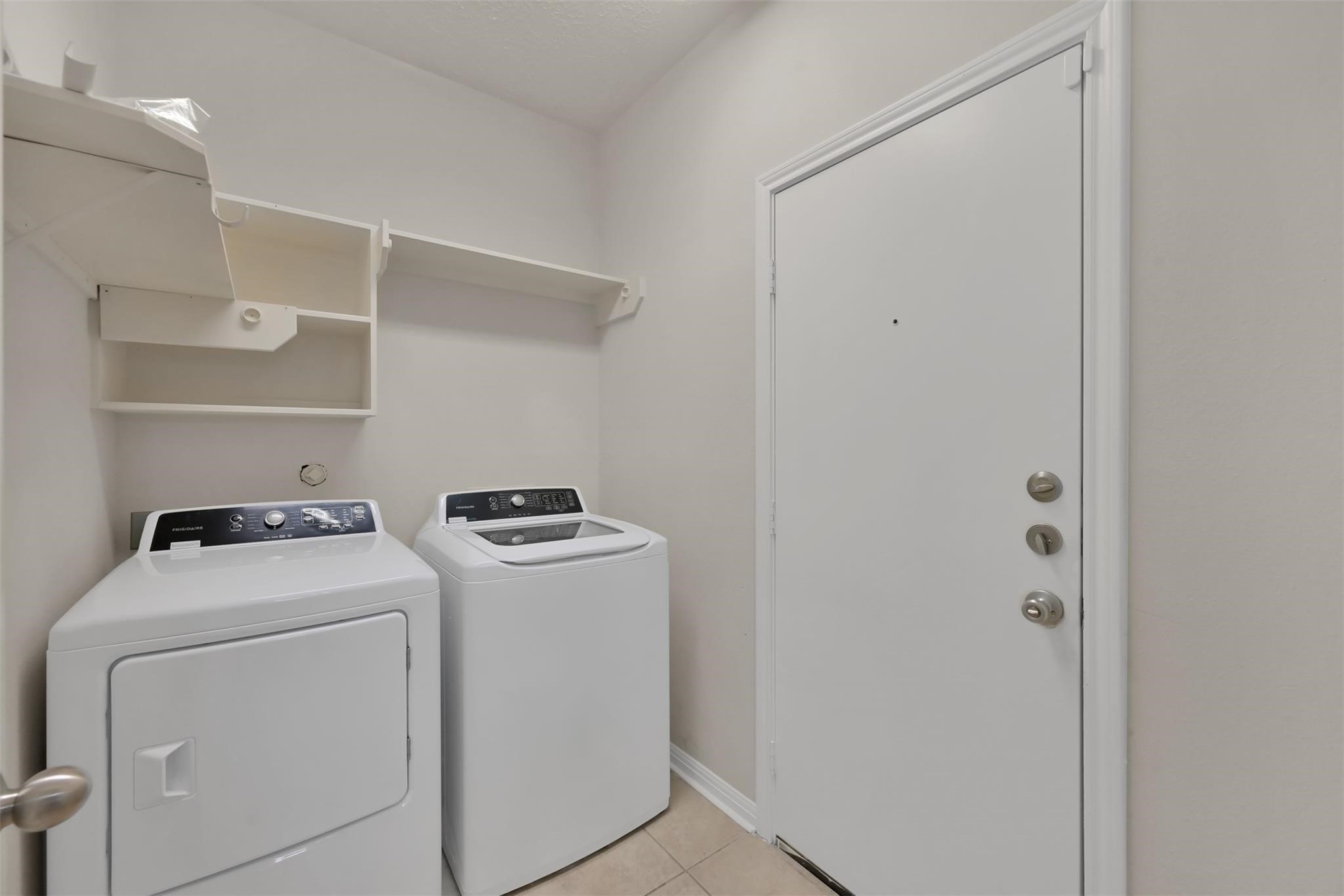 1443 Meadowhigh Lane Property Photo 19