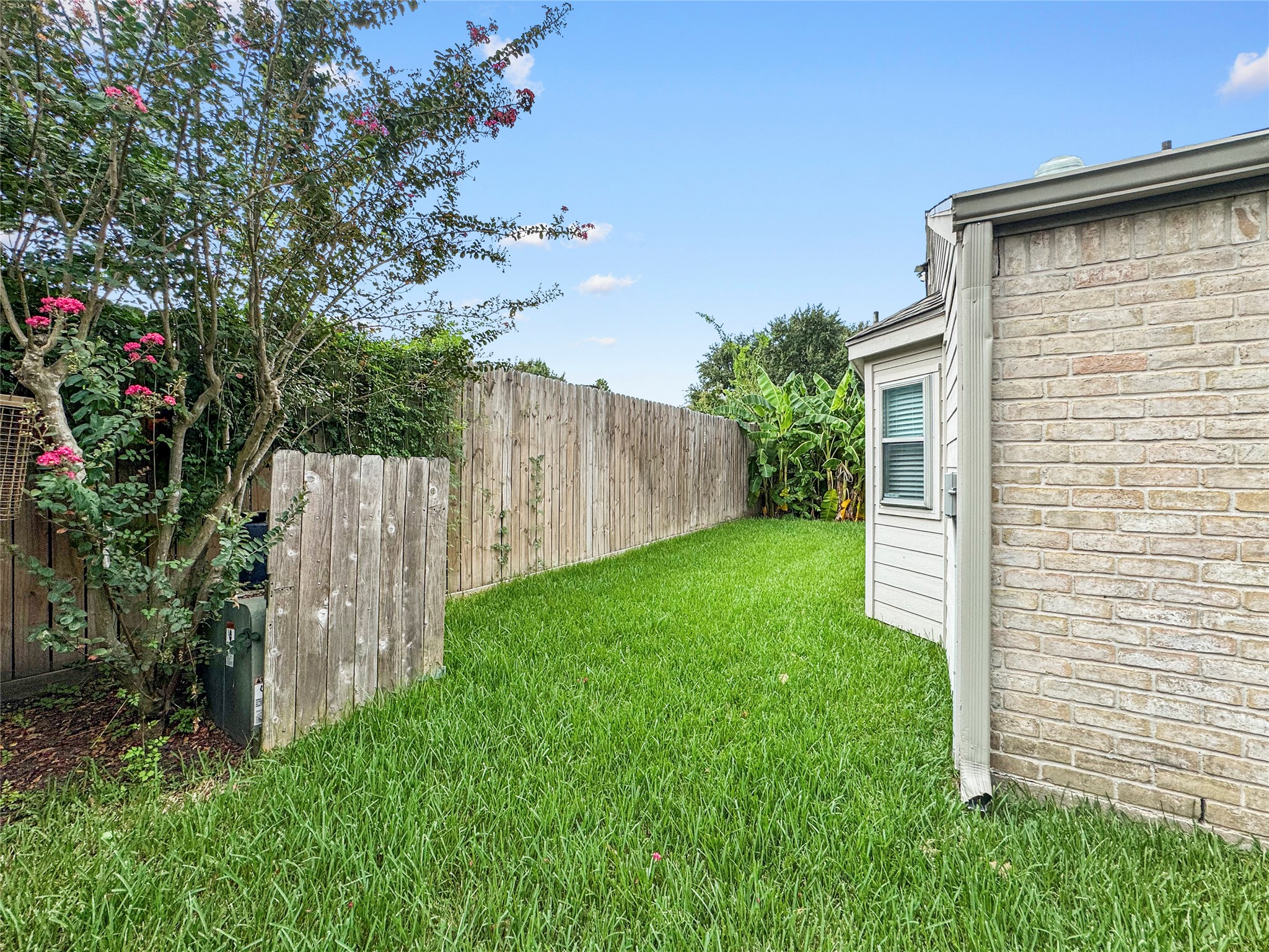 9103 Chesney Downs Drive Property Photo 32