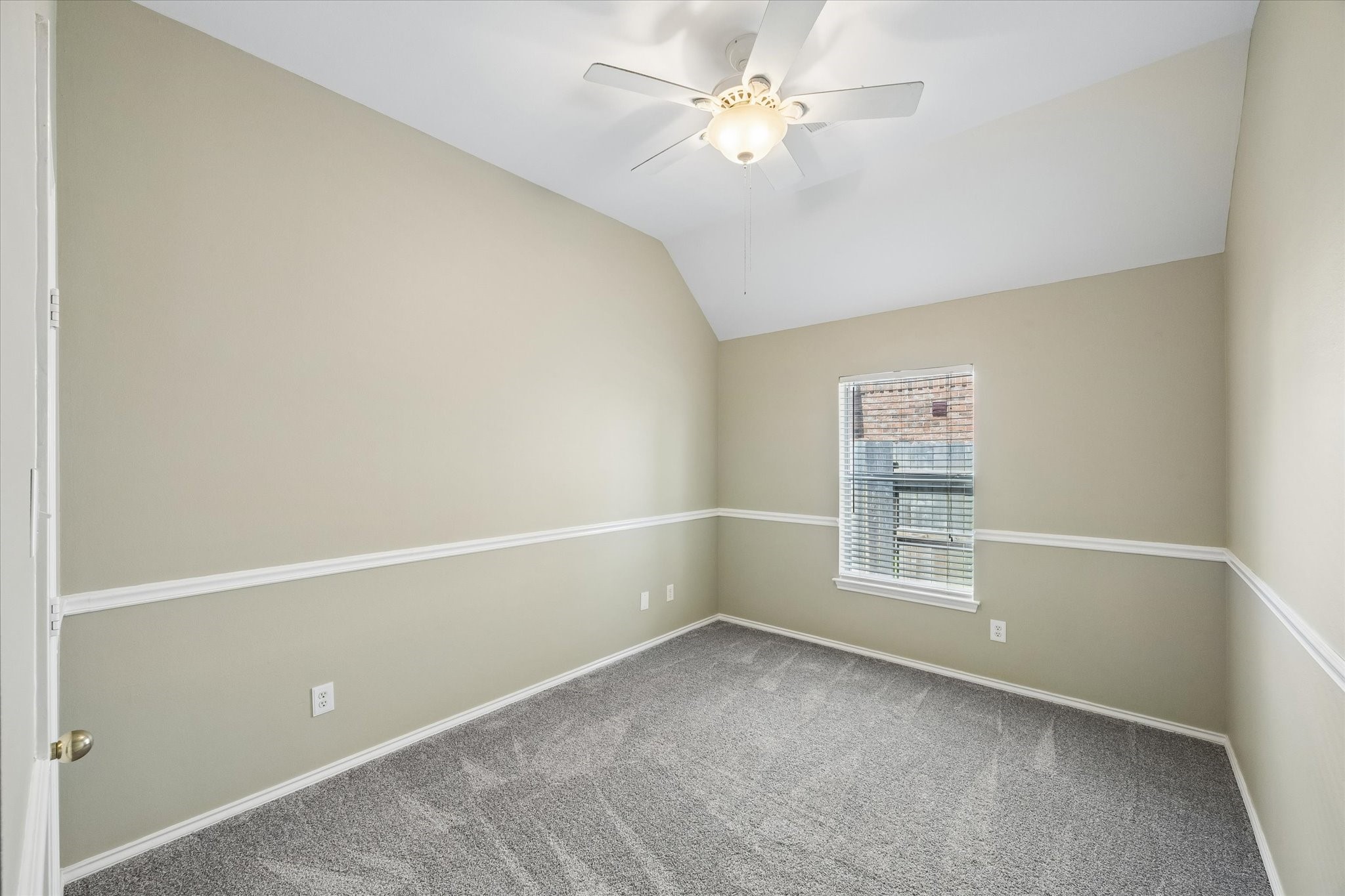 3118 Valley Court Property Photo 19
