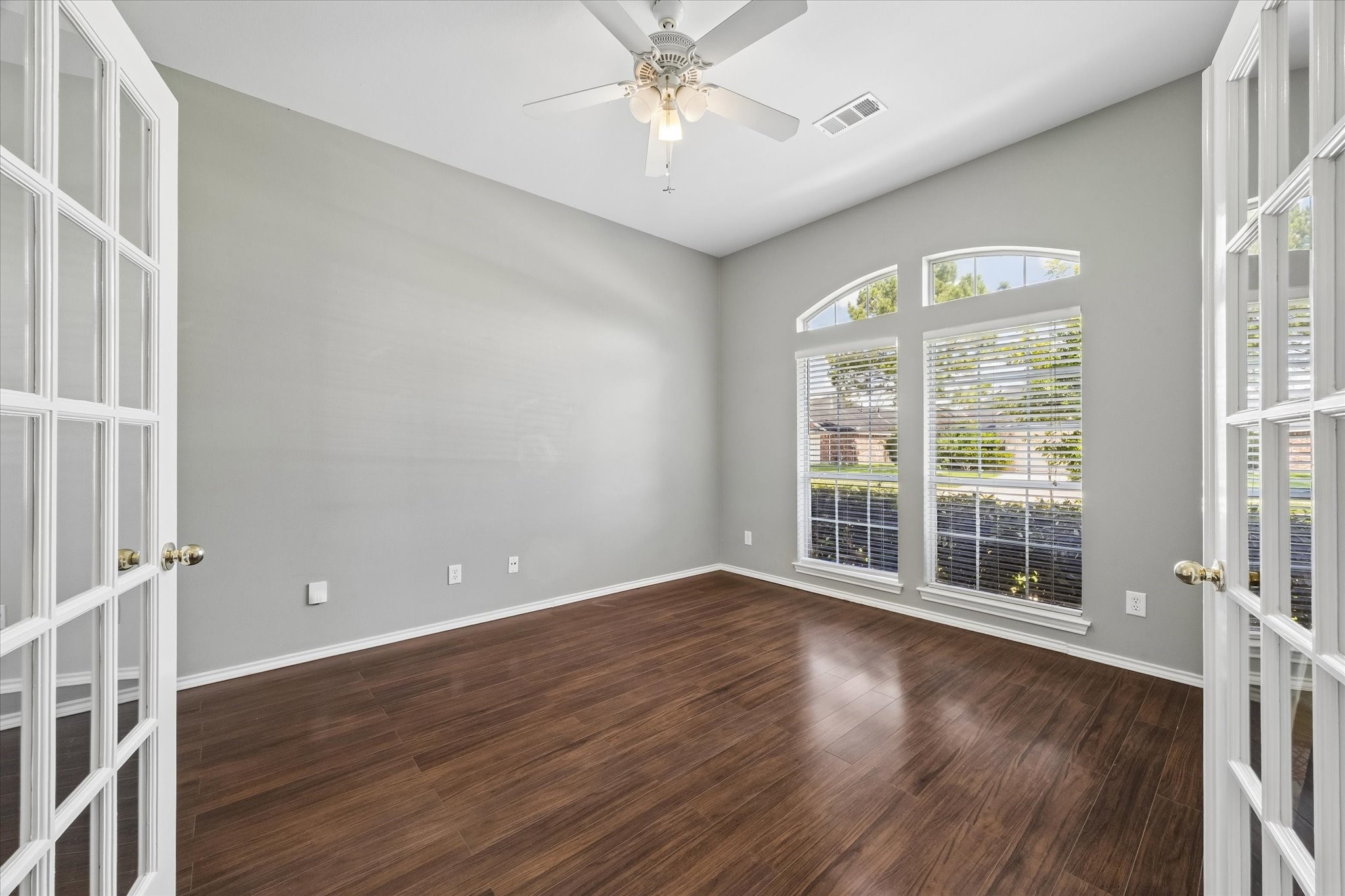 3118 Valley Court Property Photo 20