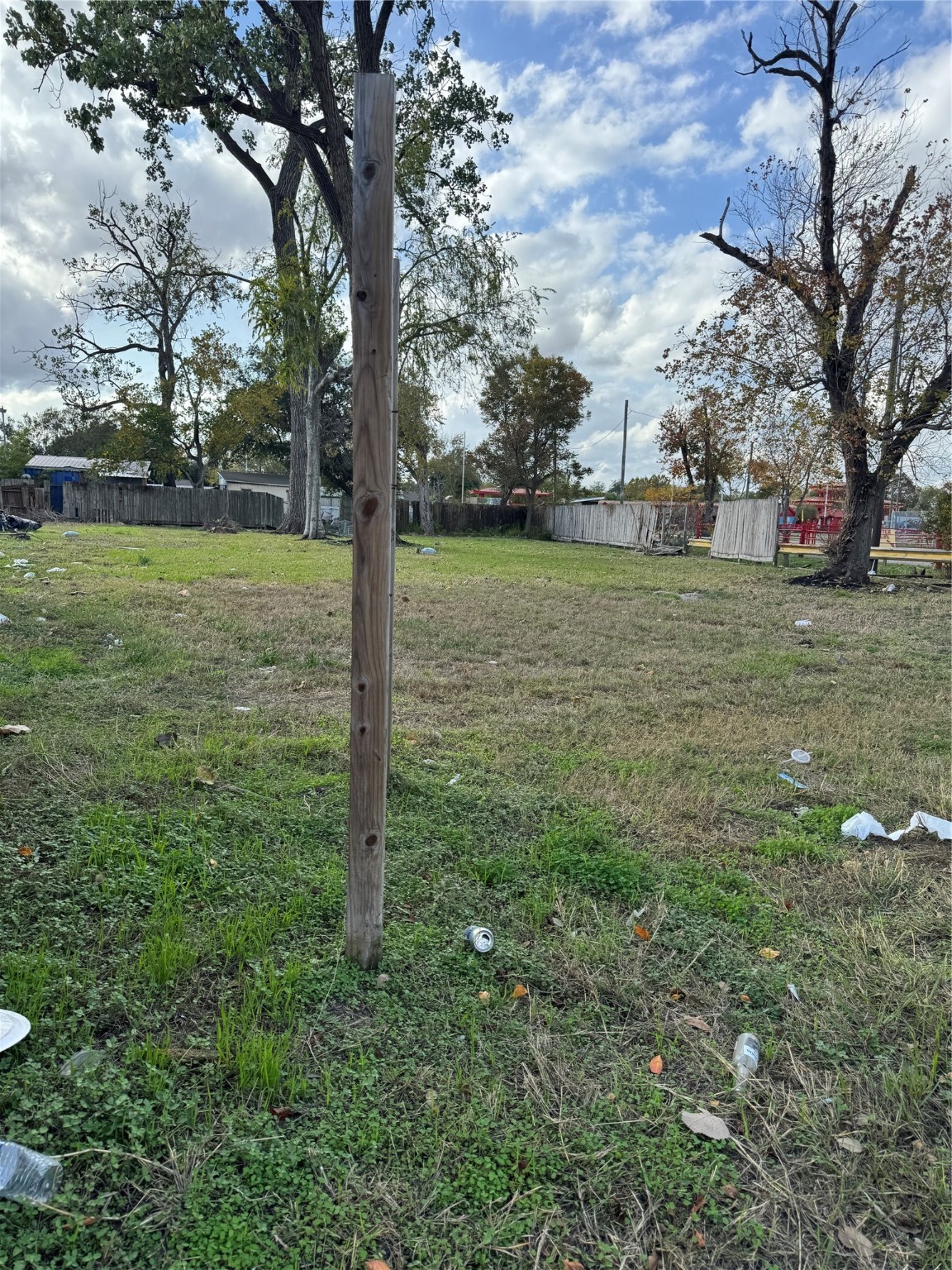 8605 Airline Drive Property Photo 4