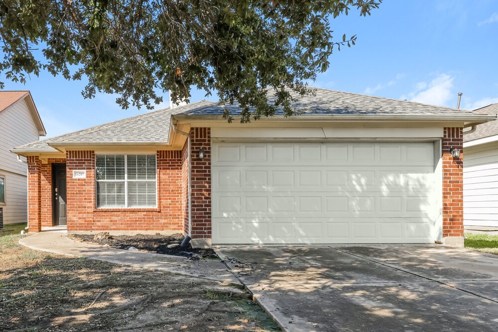16207 Imperial Forest Lane Property Photo 1
