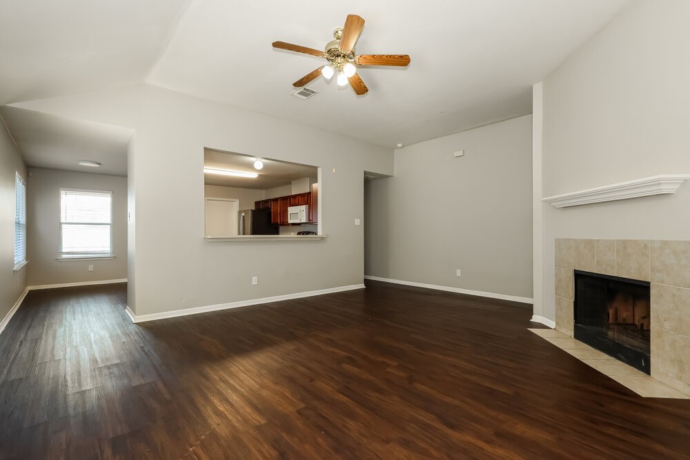 16207 Imperial Forest Lane Property Photo 3