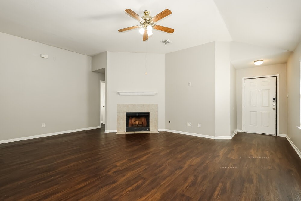 16207 Imperial Forest Lane Property Photo 4