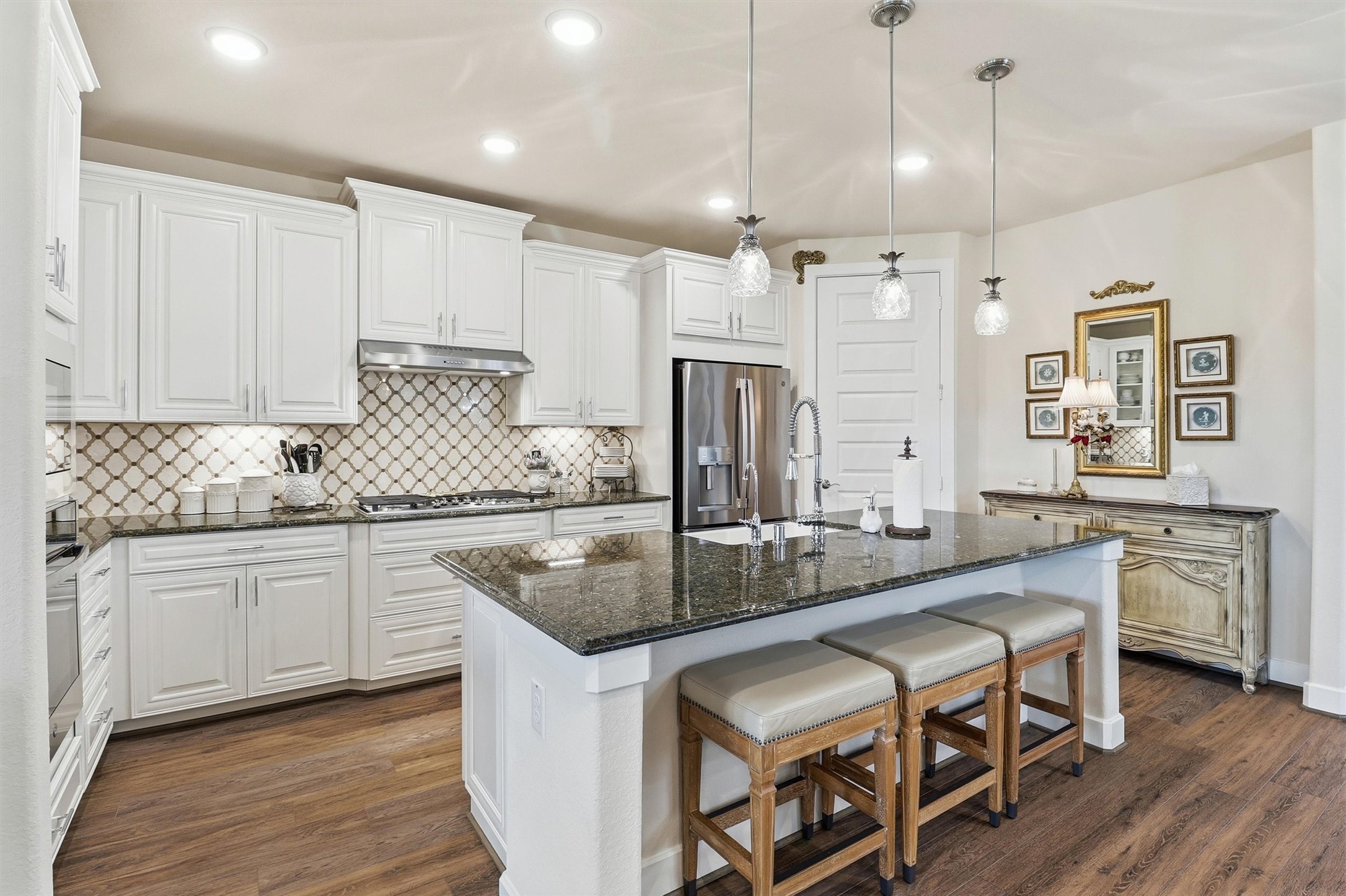 5803 Pedernales Bend Lane Property Photo 13