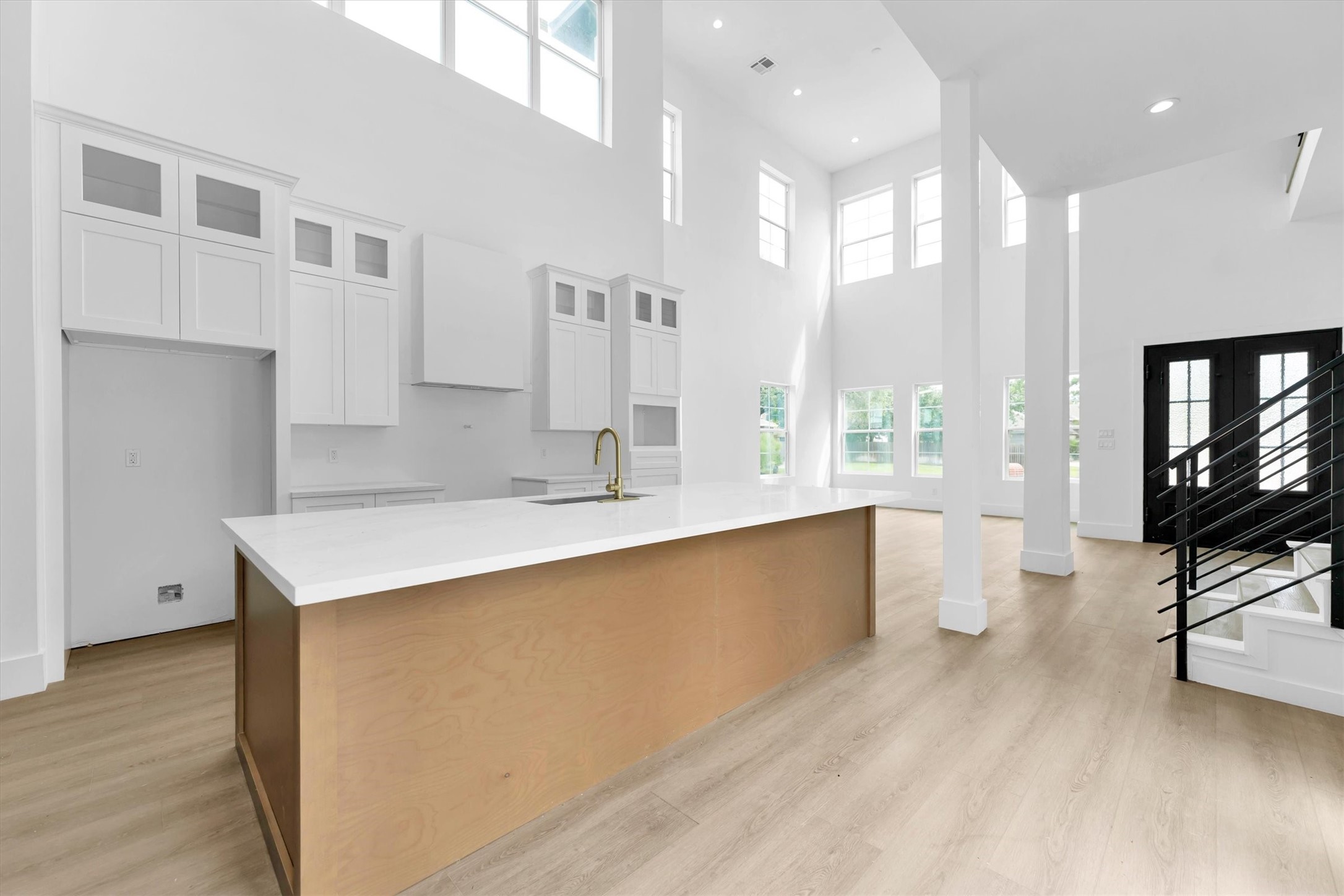 8115 Cedar Brush Circle Property Photo 6