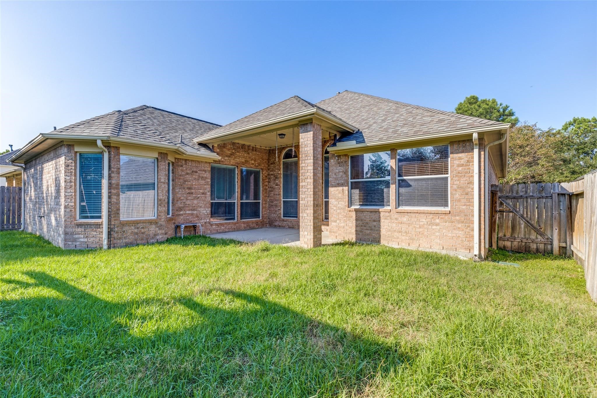 24915 Garnet Shadow Lane Property Photo 2