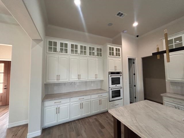 6050 Dania Drive Property Photo 7