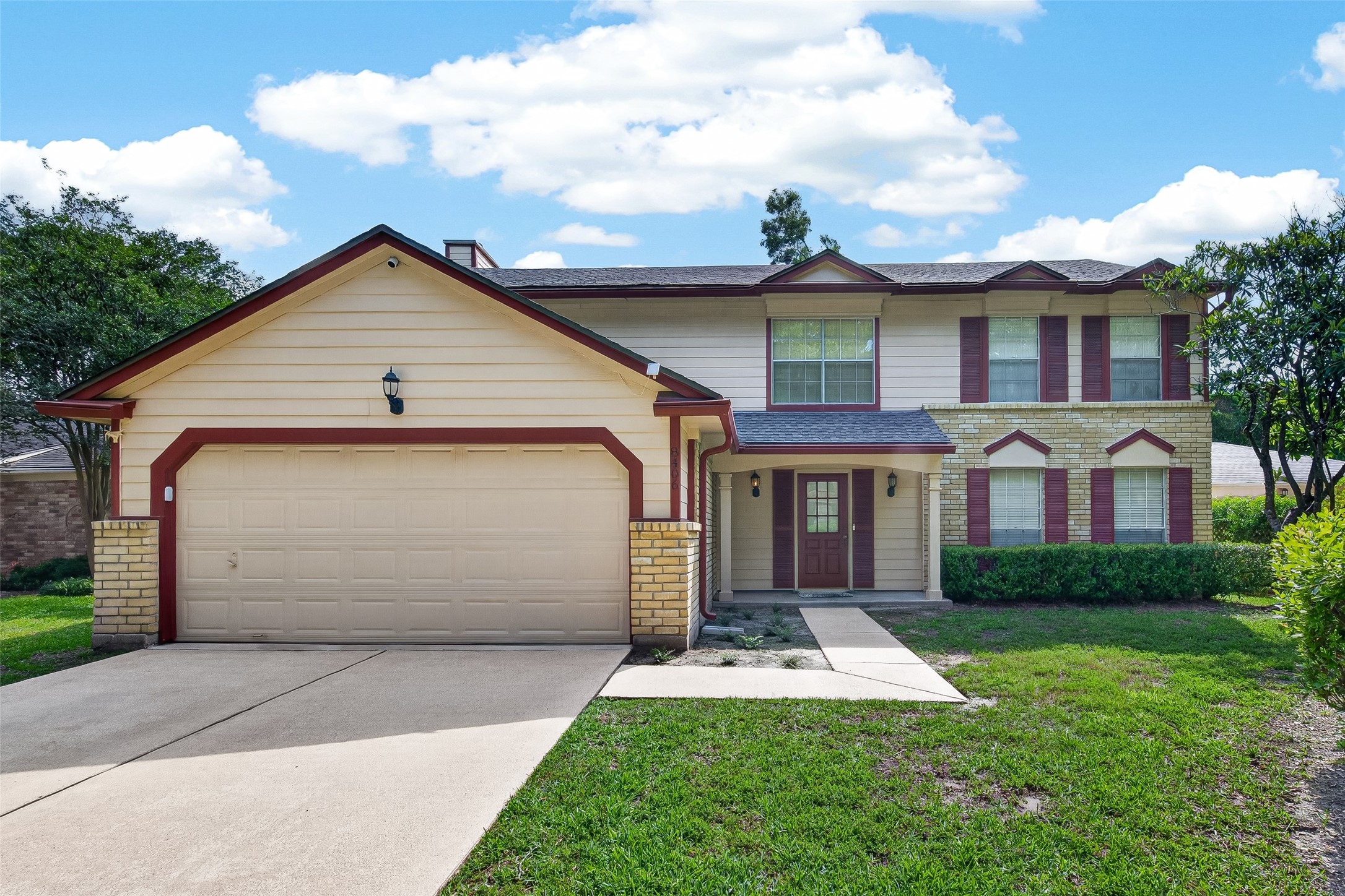 8406 Hot Springs Drive Property Photo 1