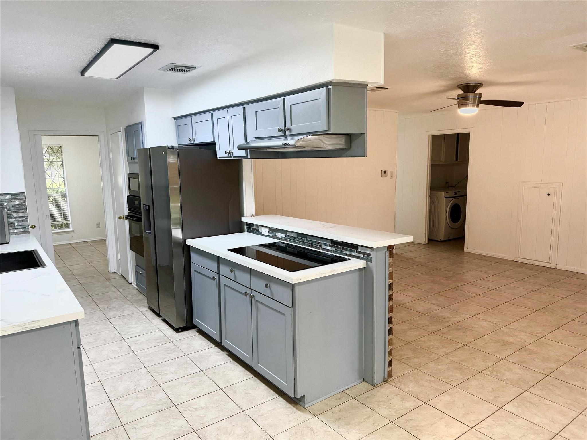 7015 Pyron Way Property Photo 8