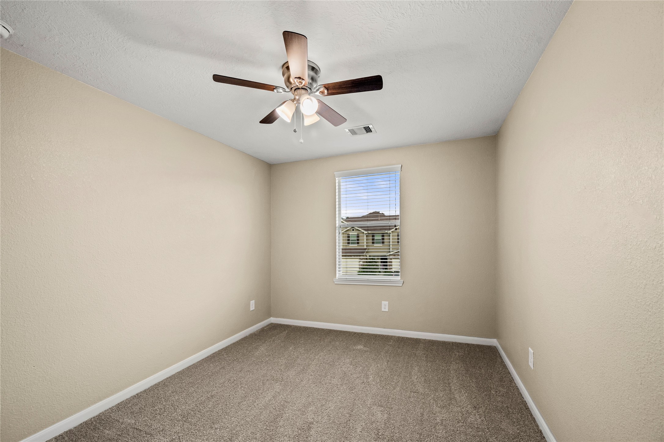 16131 Sweetwater Fields Lane Property Photo 21