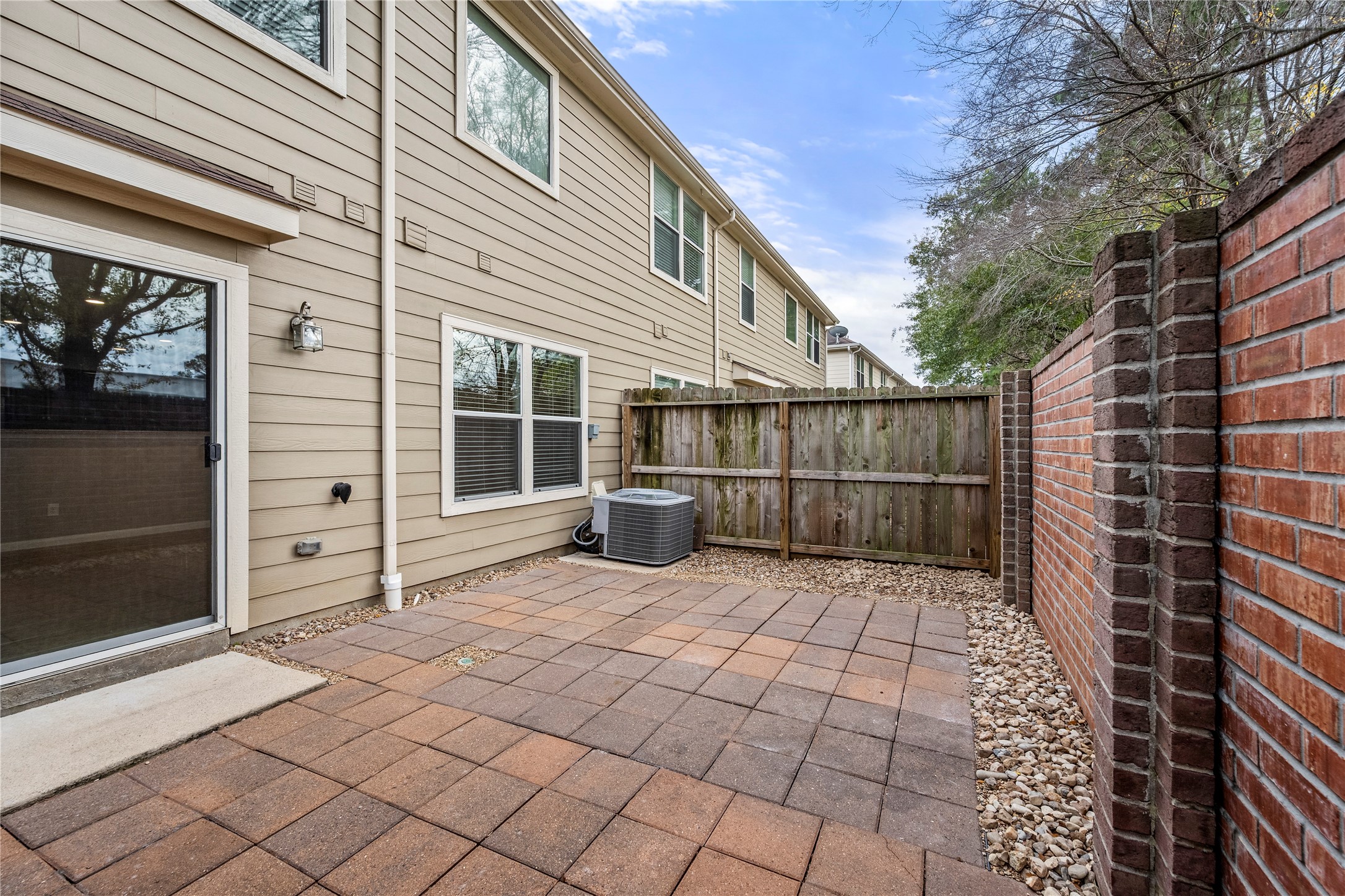 16131 Sweetwater Fields Lane Property Photo 27