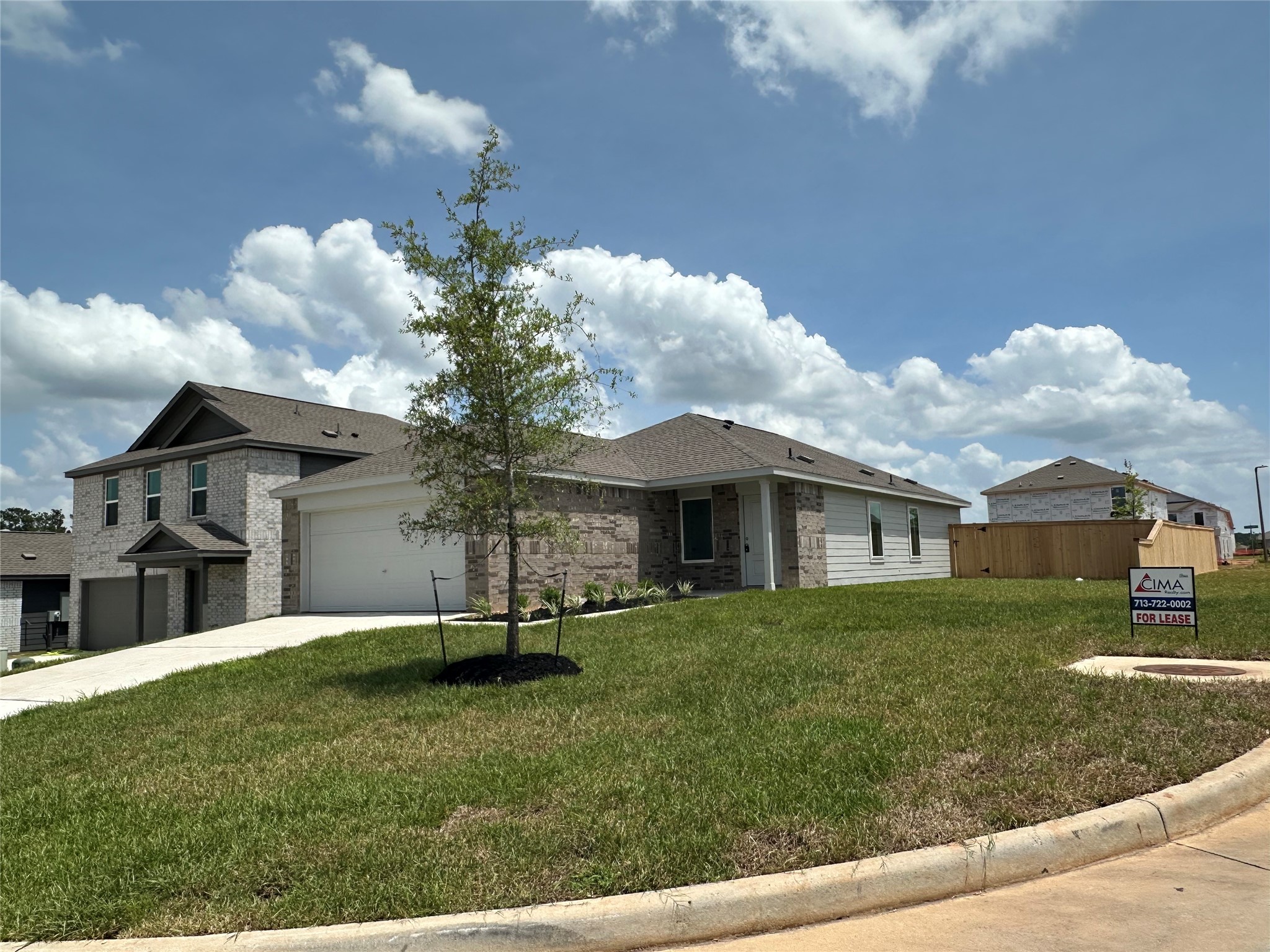 15131 Willowater Drive Property Photo 2