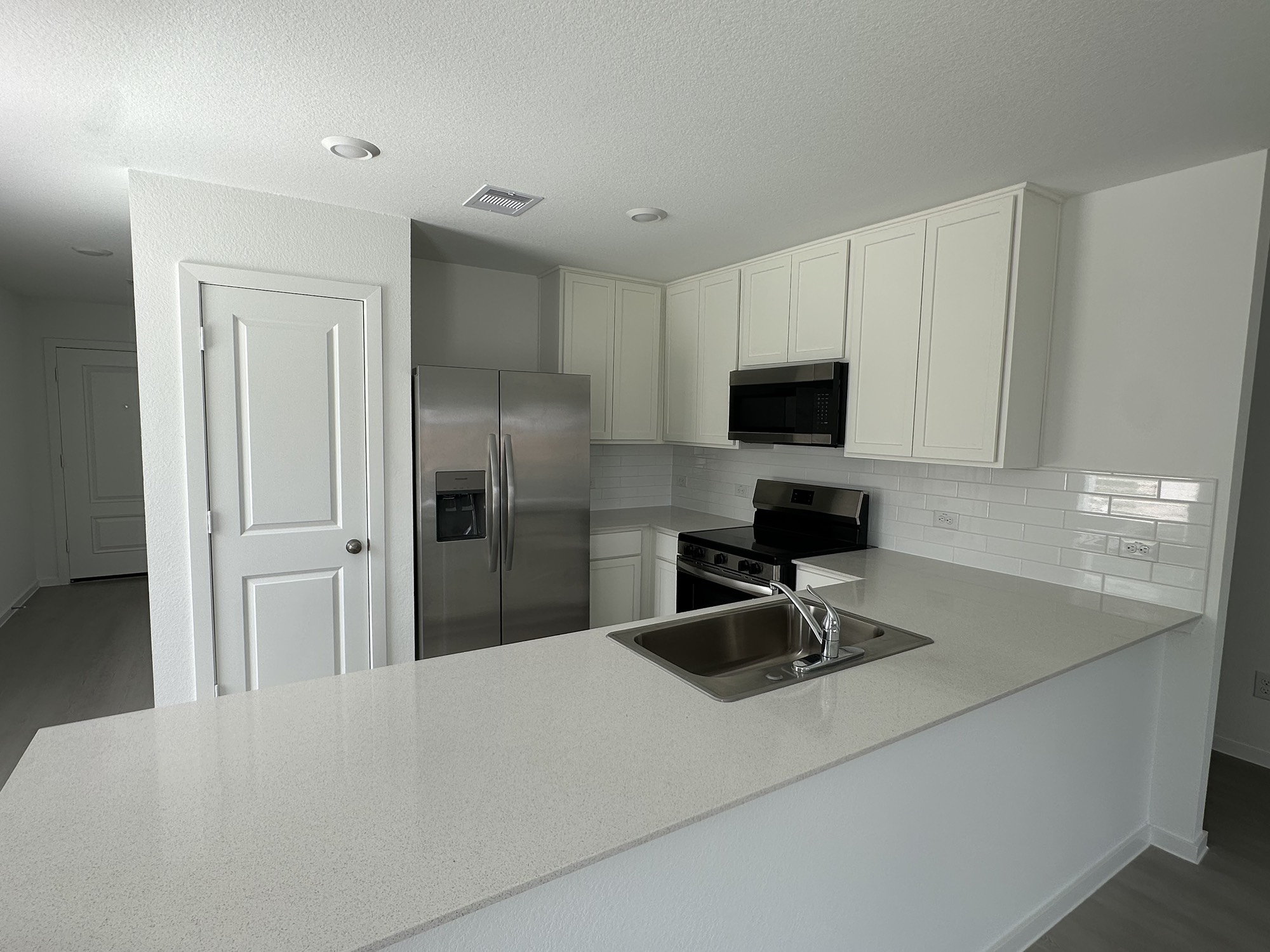 15131 Willowater Drive Property Photo 9