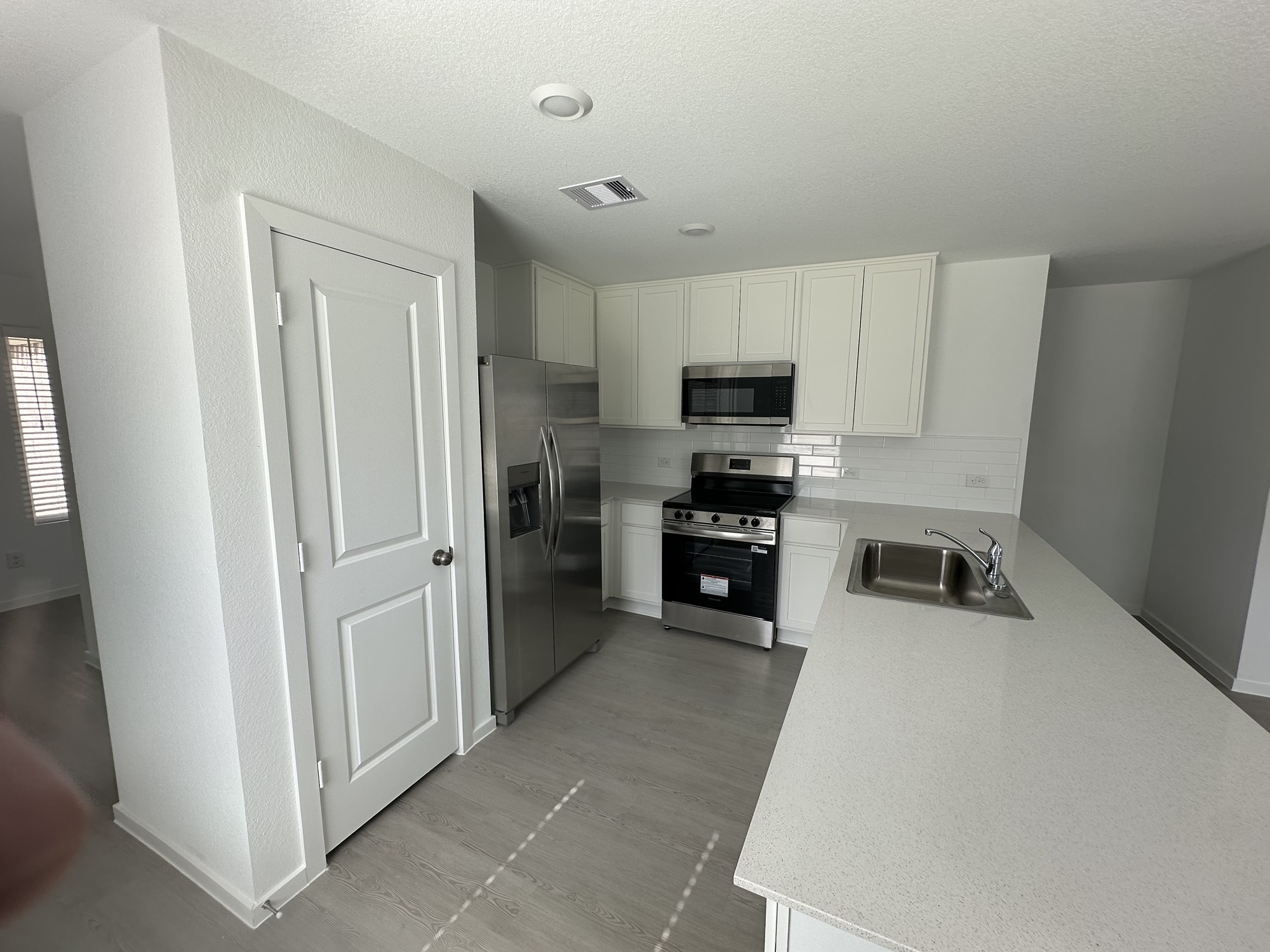 15131 Willowater Drive Property Photo 10