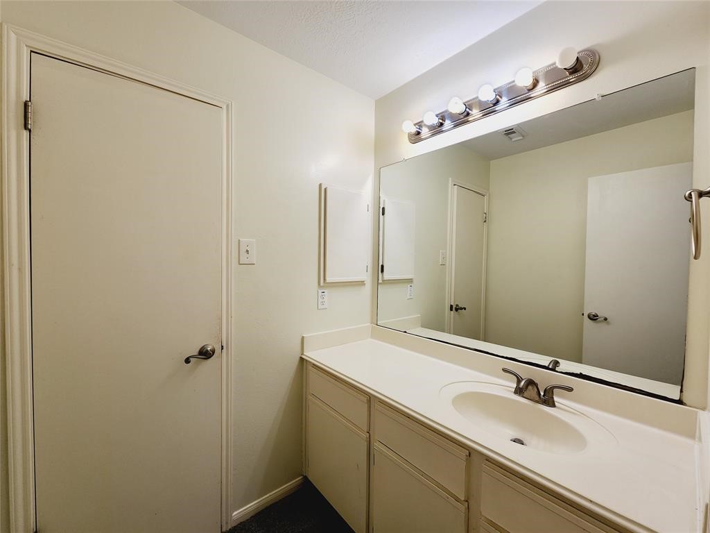 3115 Astor Court Property Photo 16