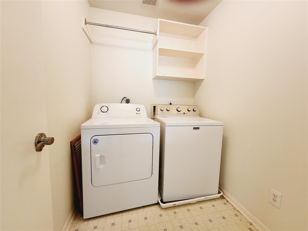 3115 Astor Court Property Photo 29