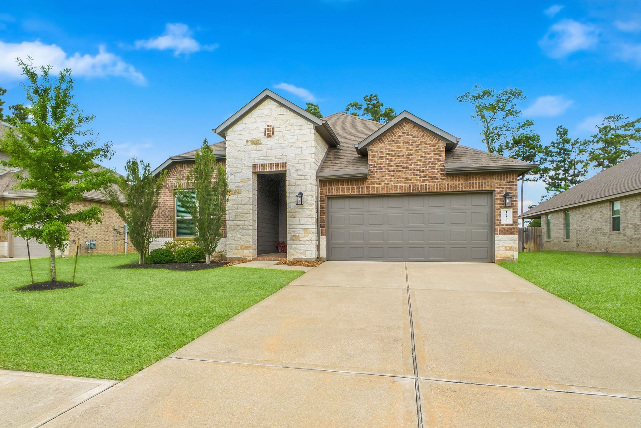 14127 Lake Lodge Drive Property Photo 3