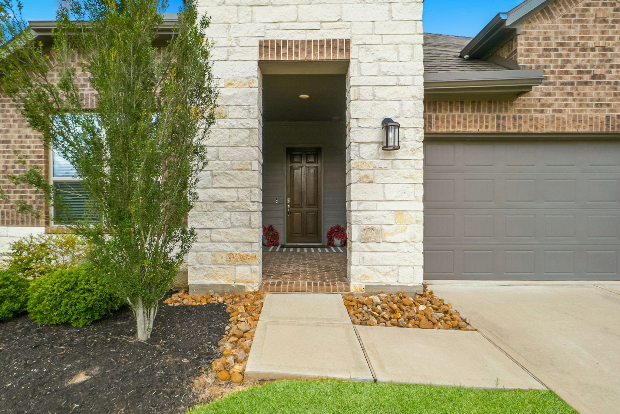 14127 Lake Lodge Drive Property Photo 4