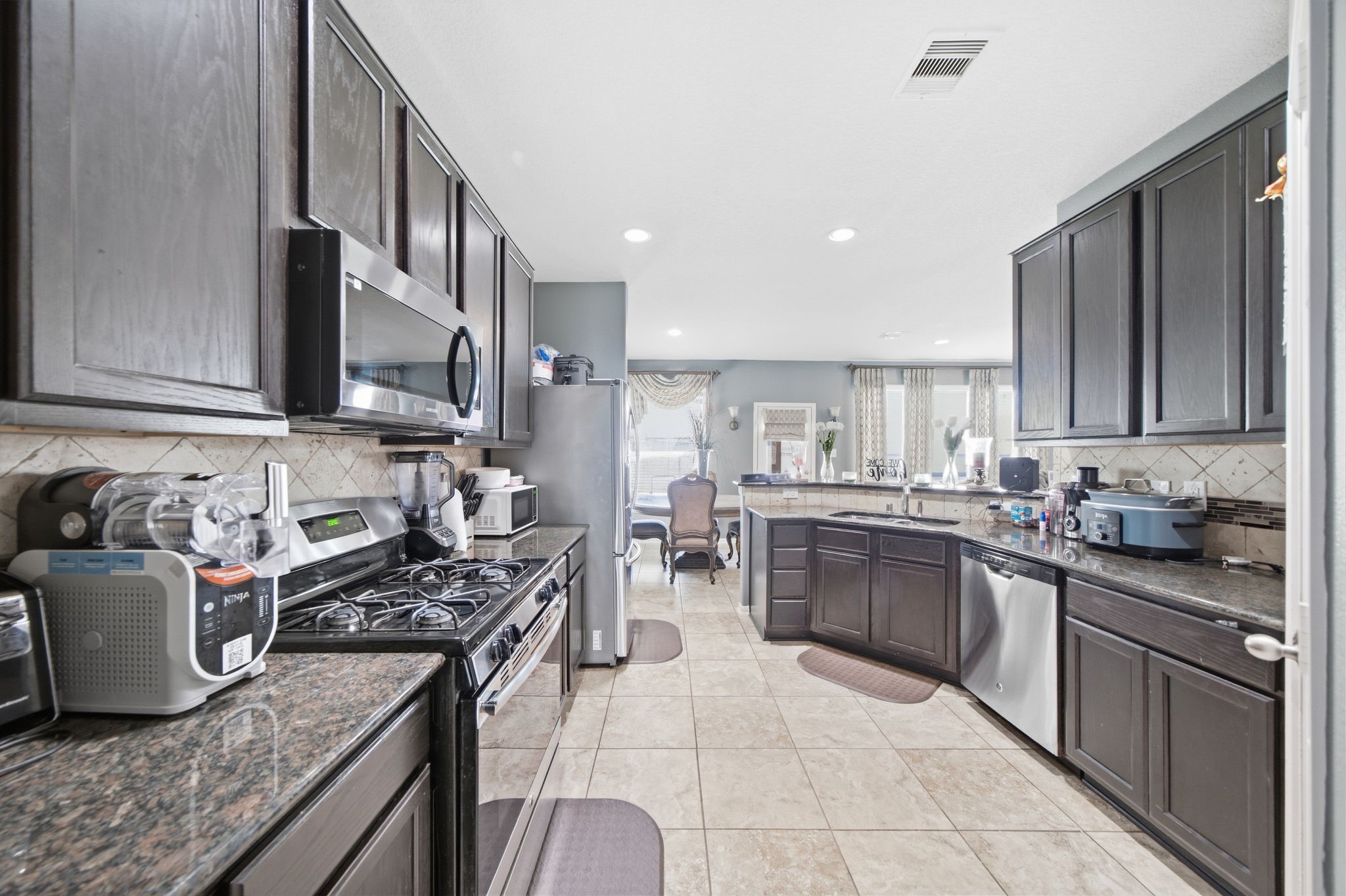 4019 Loft Square Place Property Photo 11