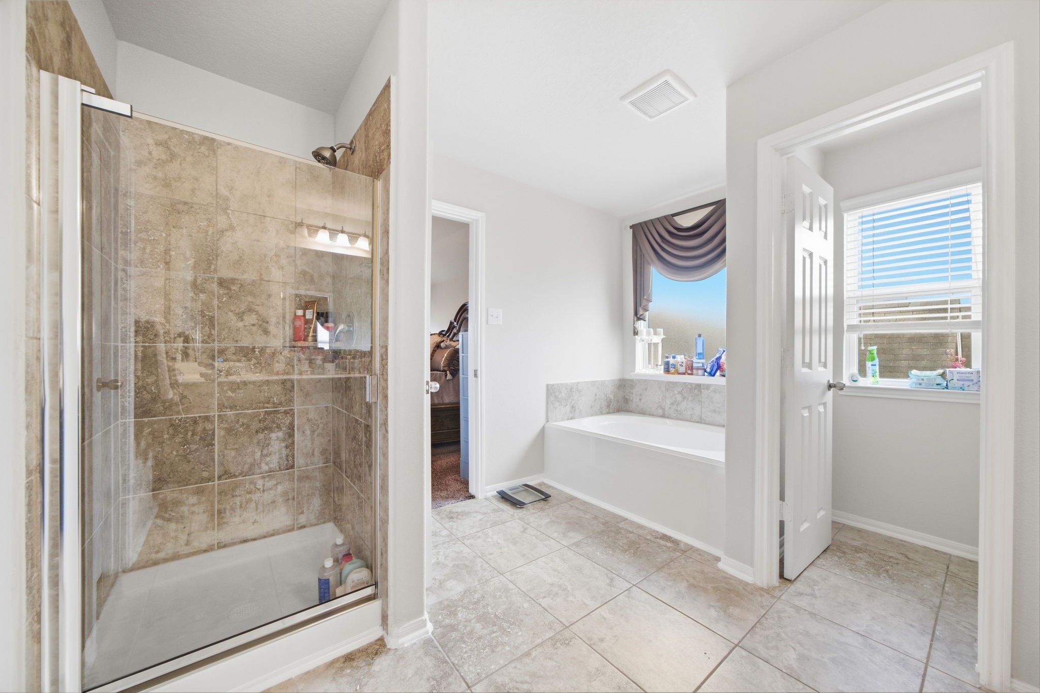 4019 Loft Square Place Property Photo 19