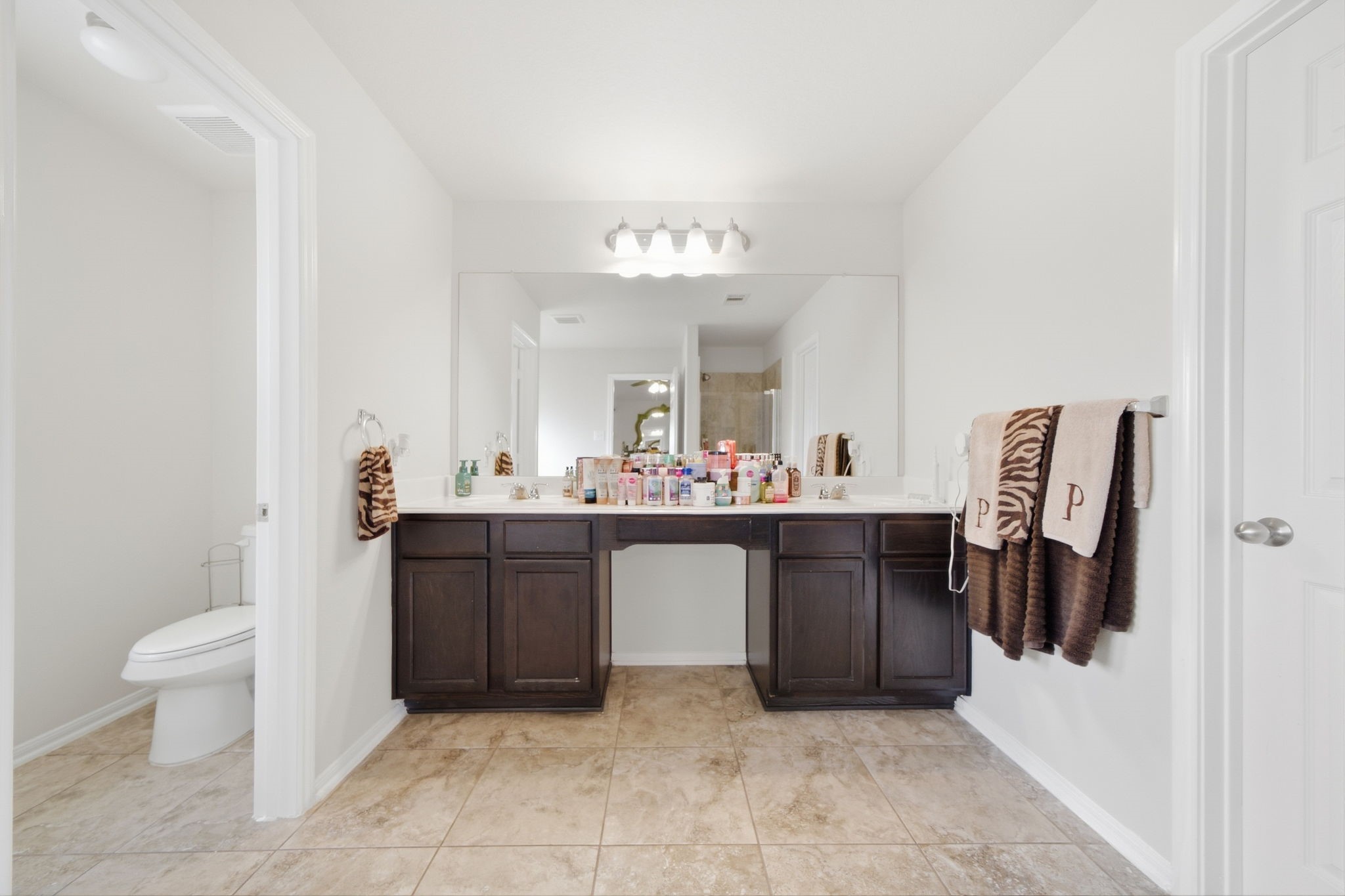 4019 Loft Square Place Property Photo 20