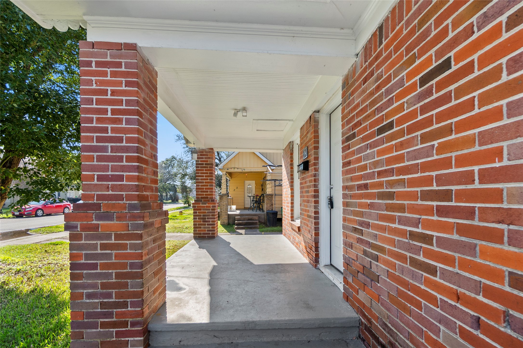204 Miriam Street Property Photo 2