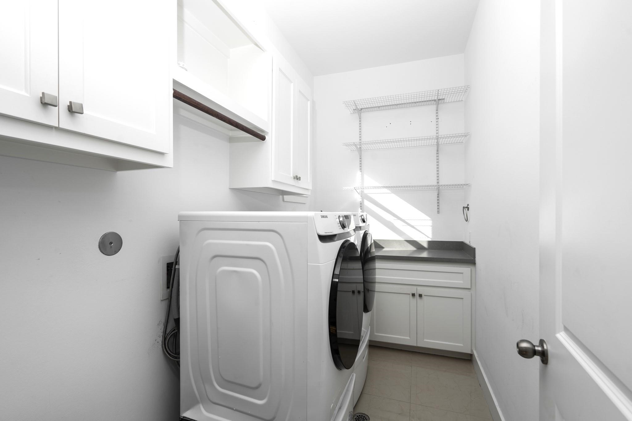 1121 Moy Street Property Photo 21