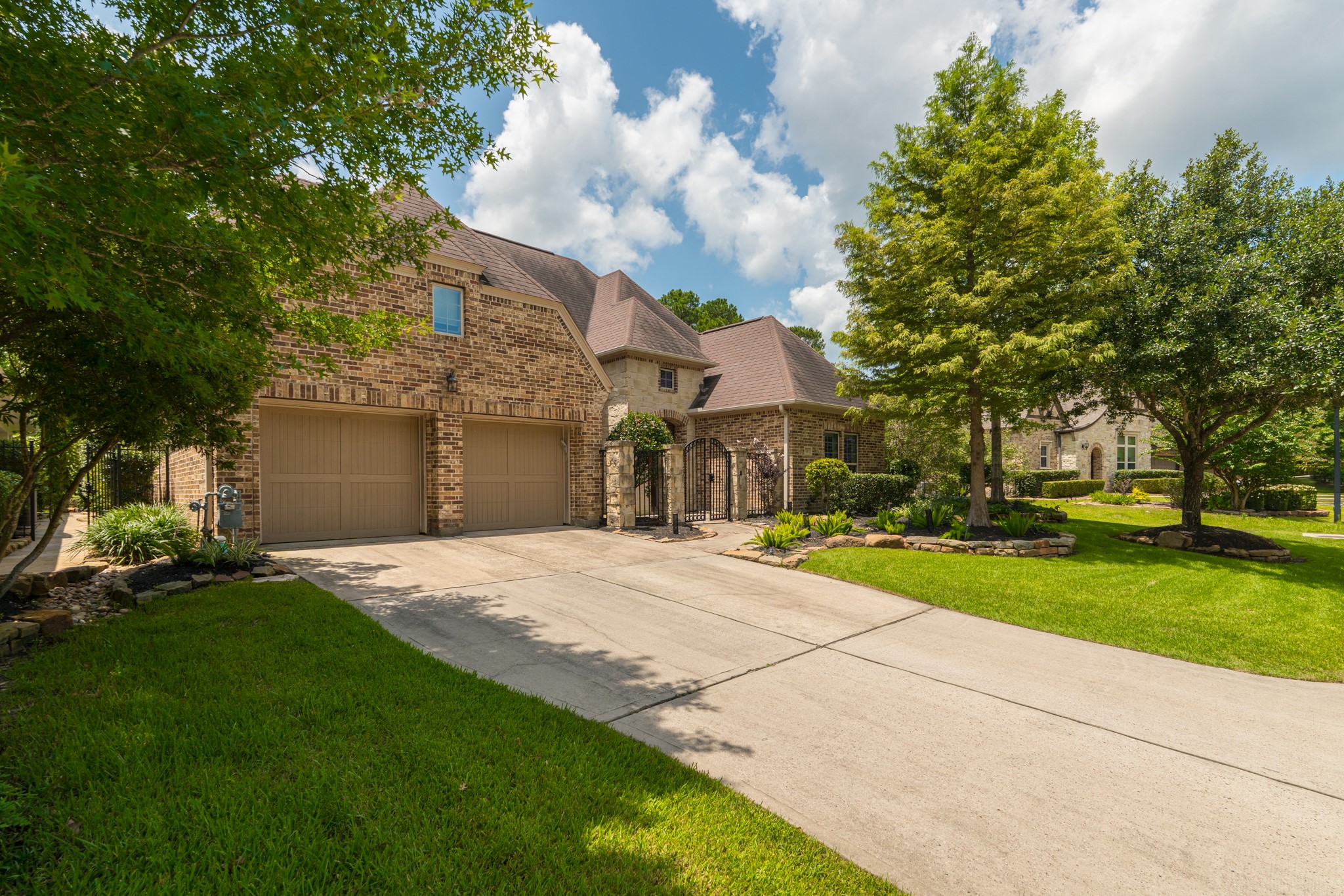 31 Woodglade Way Property Photo 4